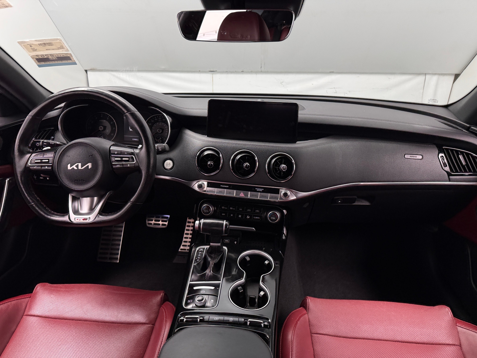 Thumbnail: 2022 Kia Stinger - 2