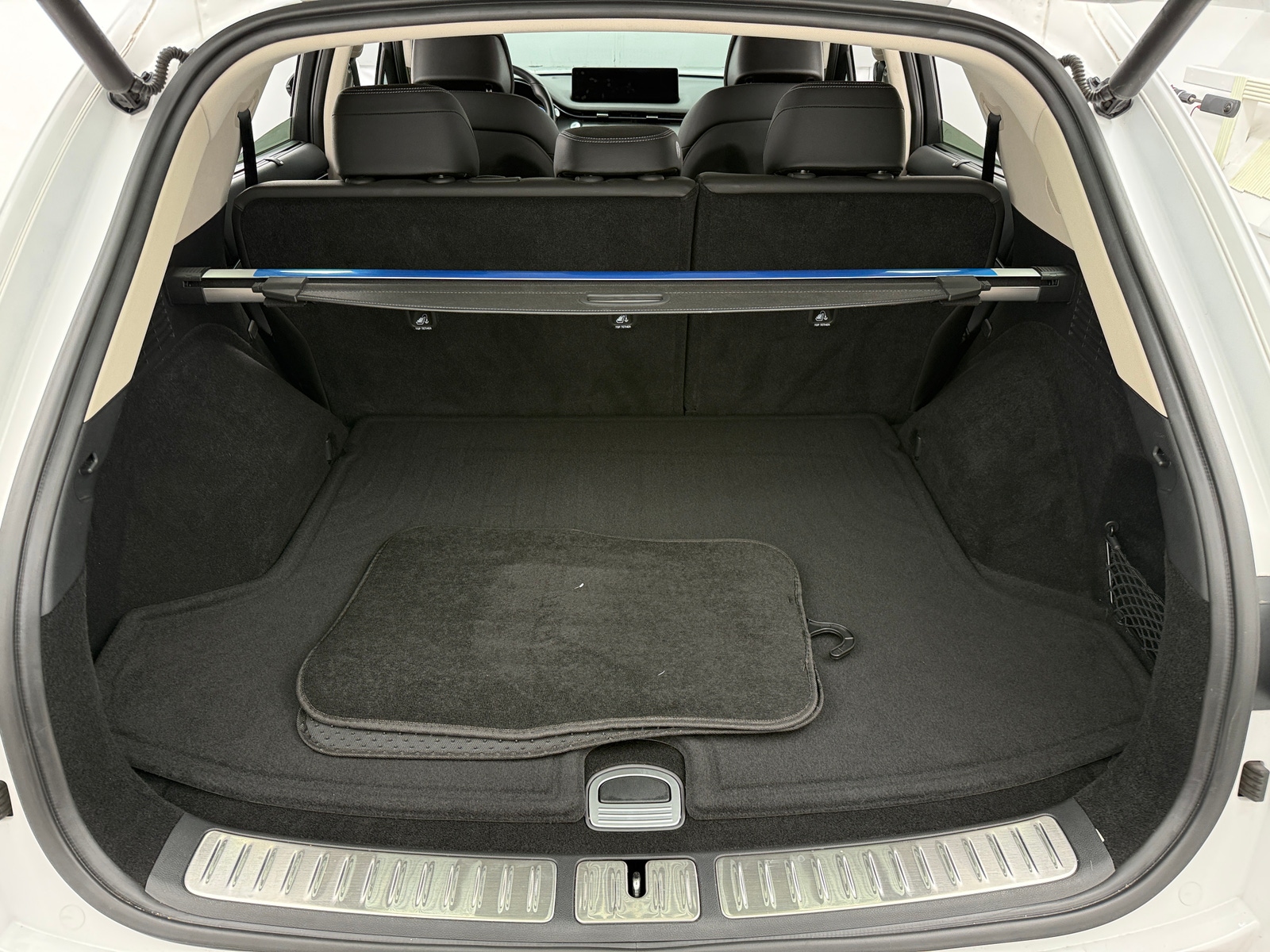 Thumbnail: 2023 Genesis GV70 - 6