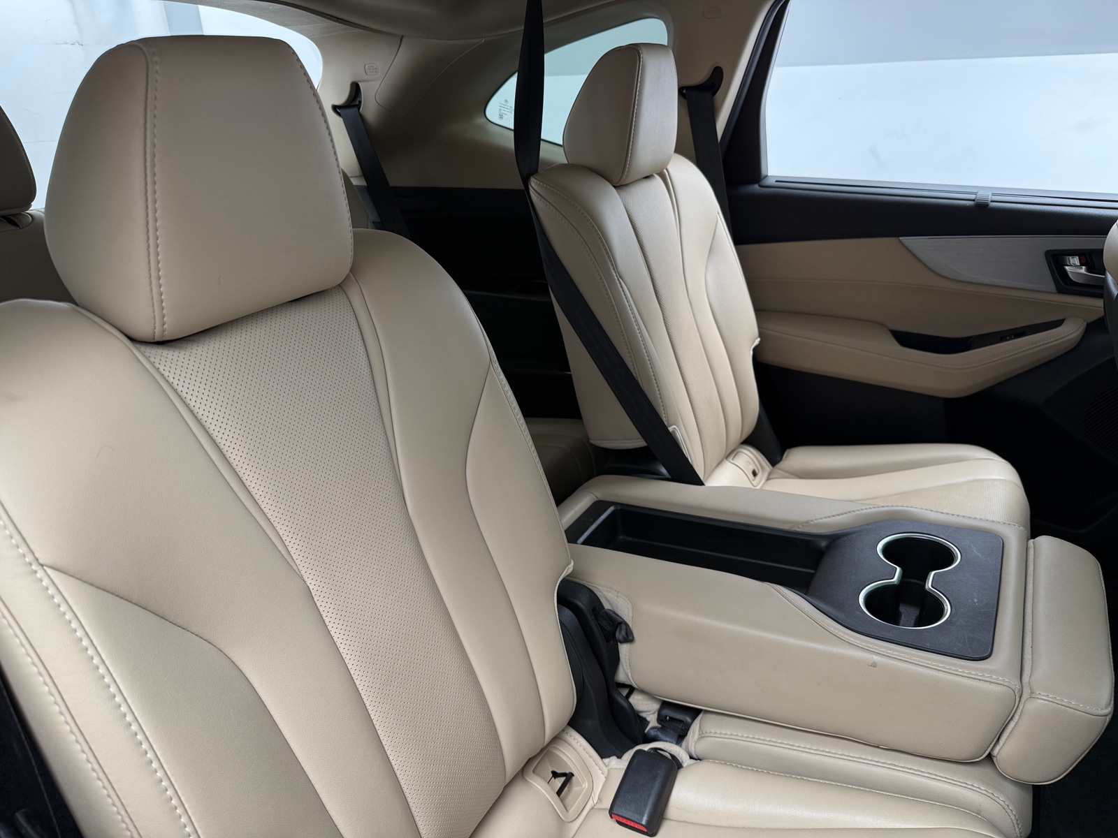 Thumbnail: 2023 Acura MDX - 5