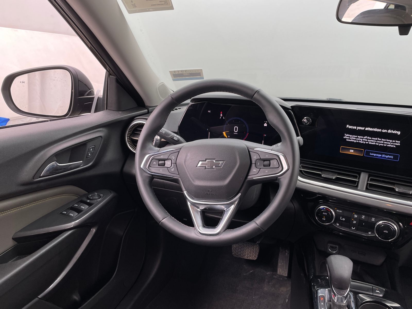 Thumbnail: 2024 Chevrolet Trax - 4