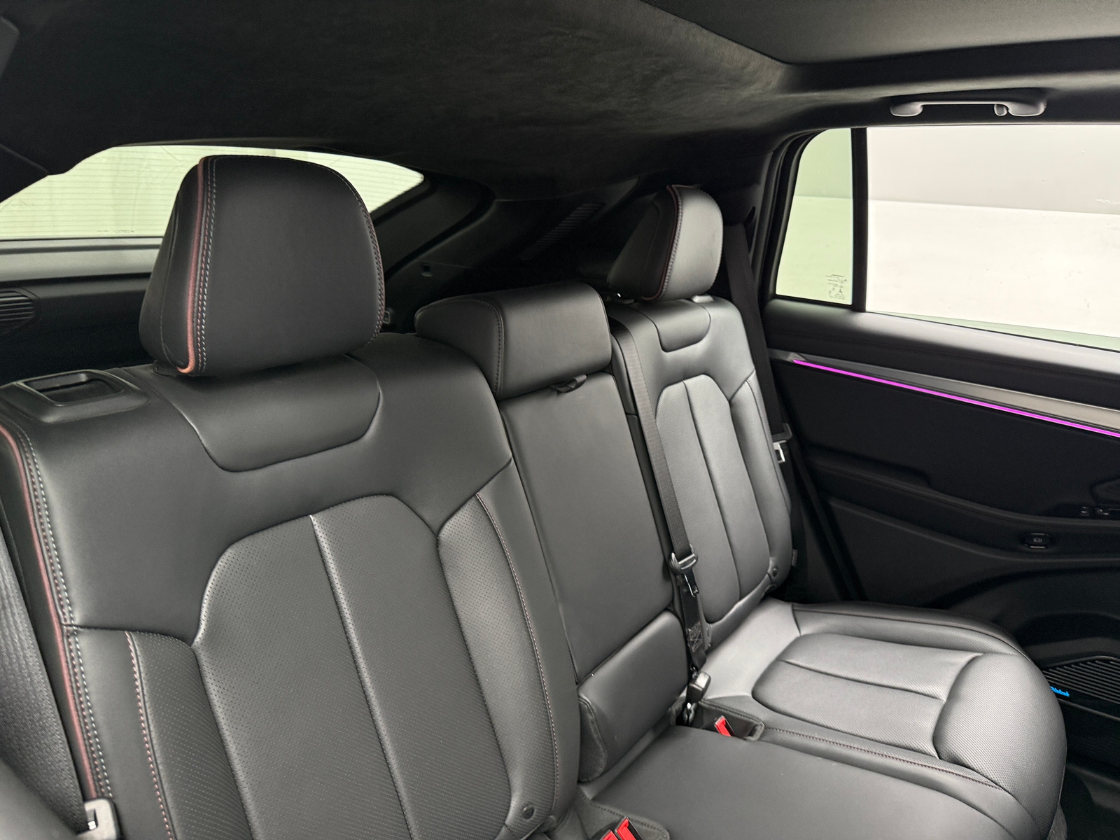 Thumbnail: 2024 Jeep Wagoneer S - 5