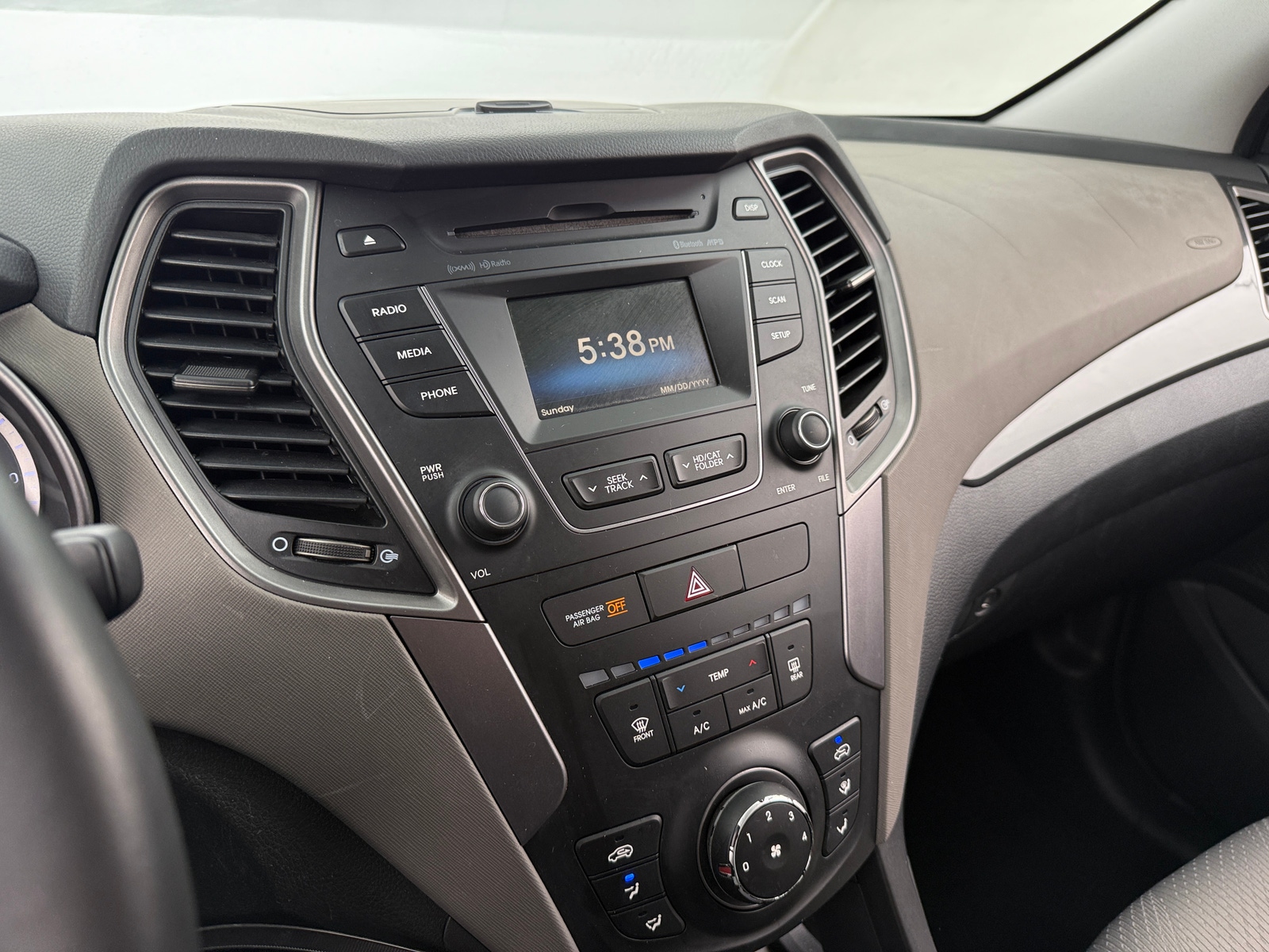 Thumbnail: 2014 Hyundai Santa Fe - 4