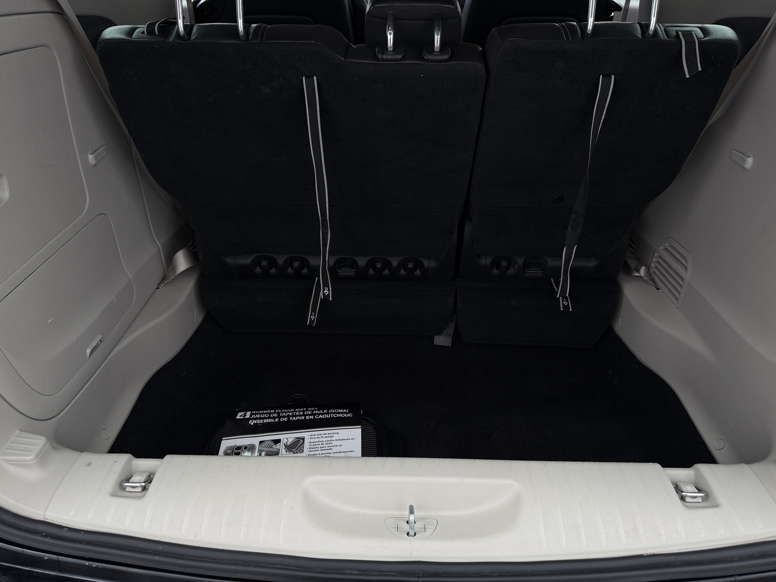 Thumbnail: 2022 Chrysler Pacifica - 6