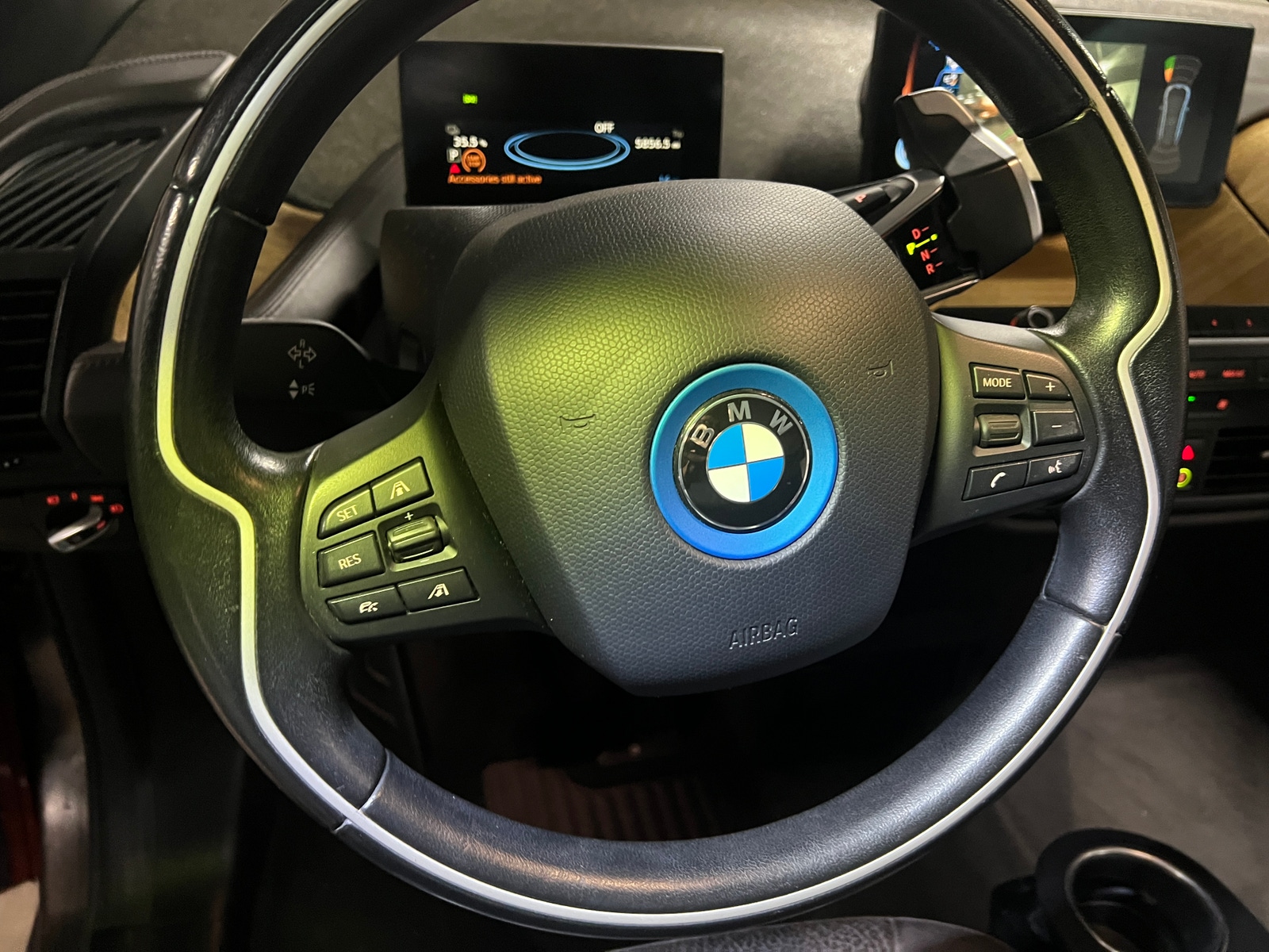 Thumbnail: 2015 BMW i3 - 4