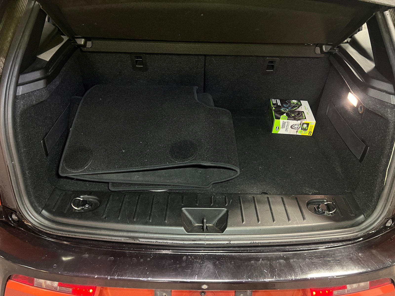 Thumbnail: 2015 BMW i3 - 6