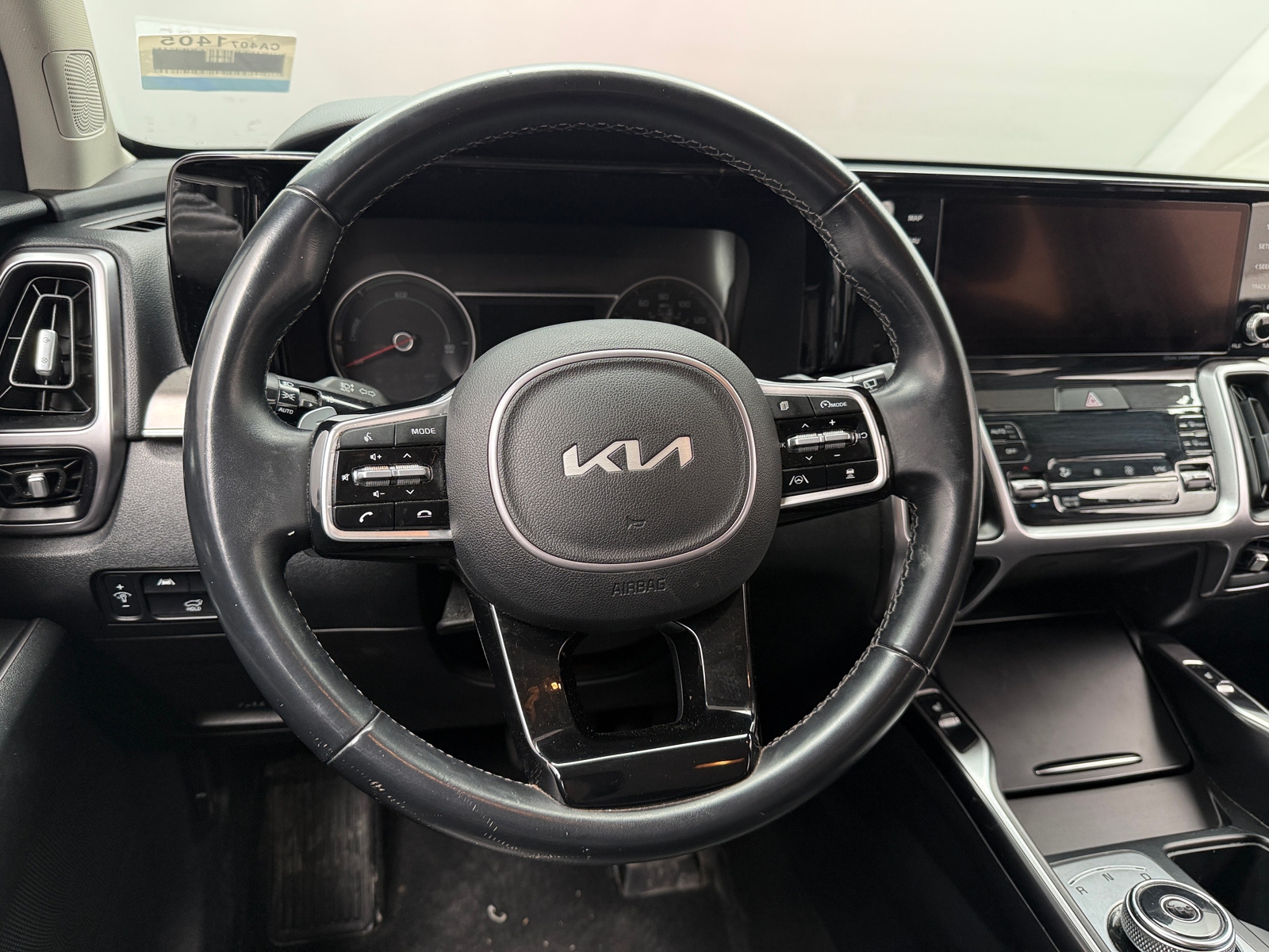 Thumbnail: 2022 Kia Sorento - 5