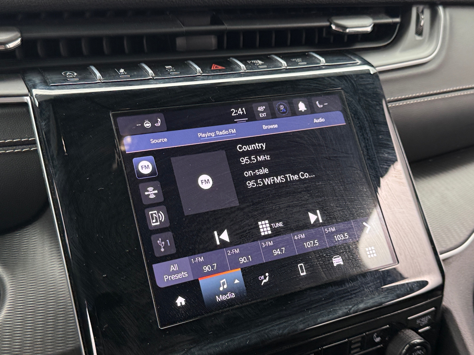 Thumbnail: 2024 Jeep Grand Cherokee L - 3