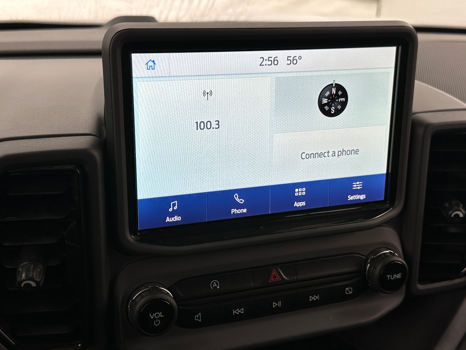 Thumbnail: 2021 Ford Bronco Sport - 4