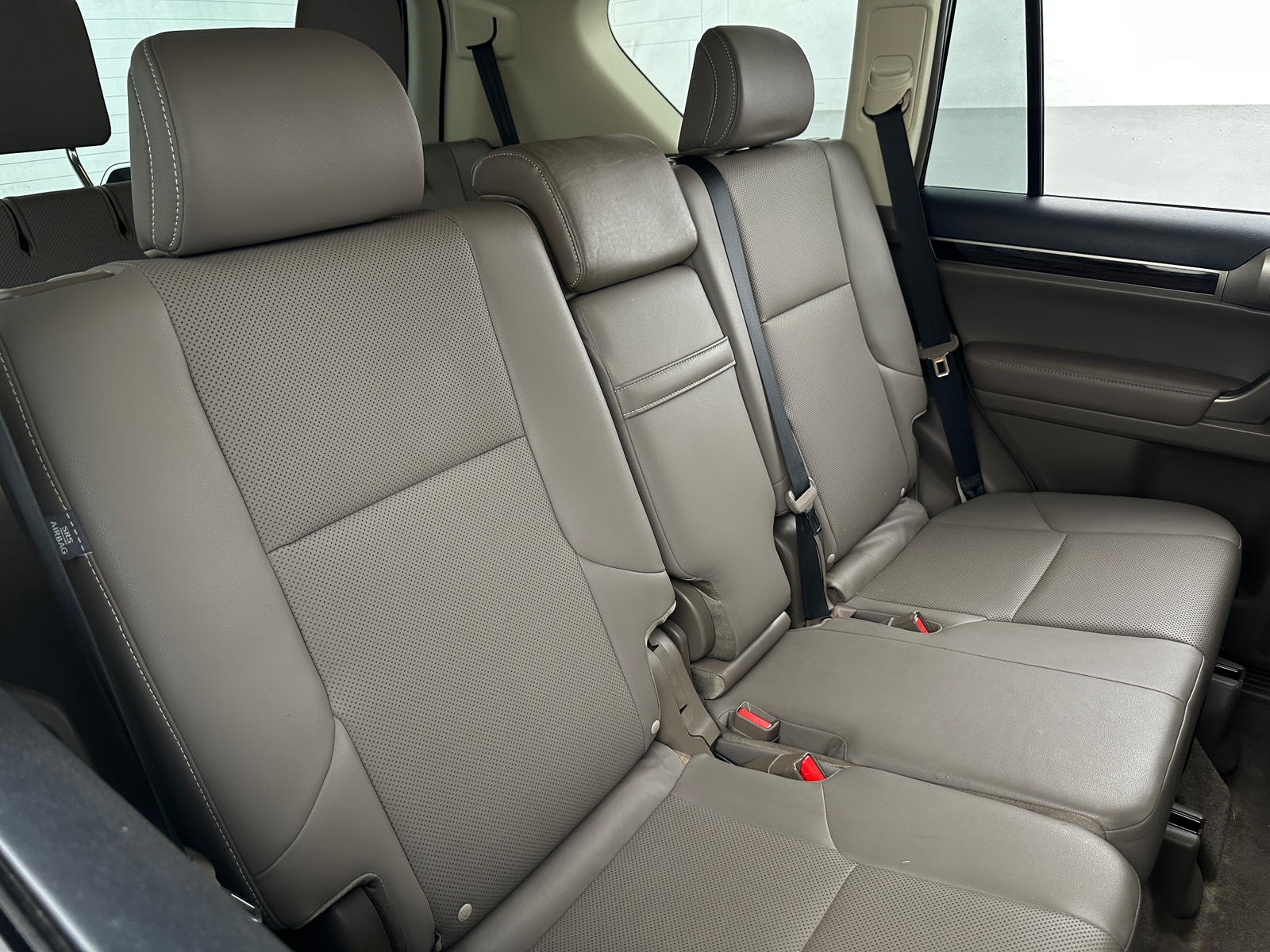 Thumbnail: 2017 Lexus GX - 5