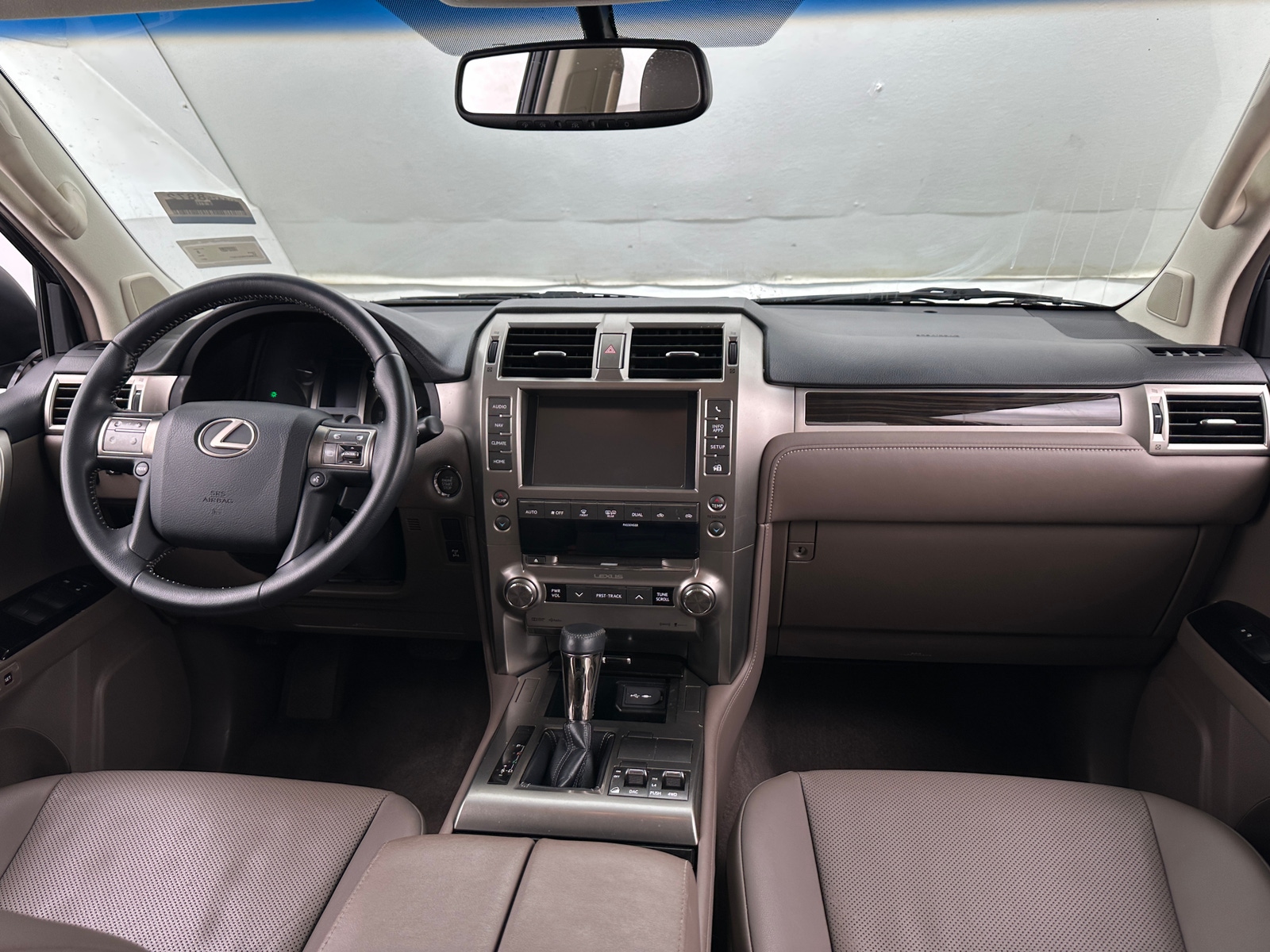 Thumbnail: 2017 Lexus GX - 2