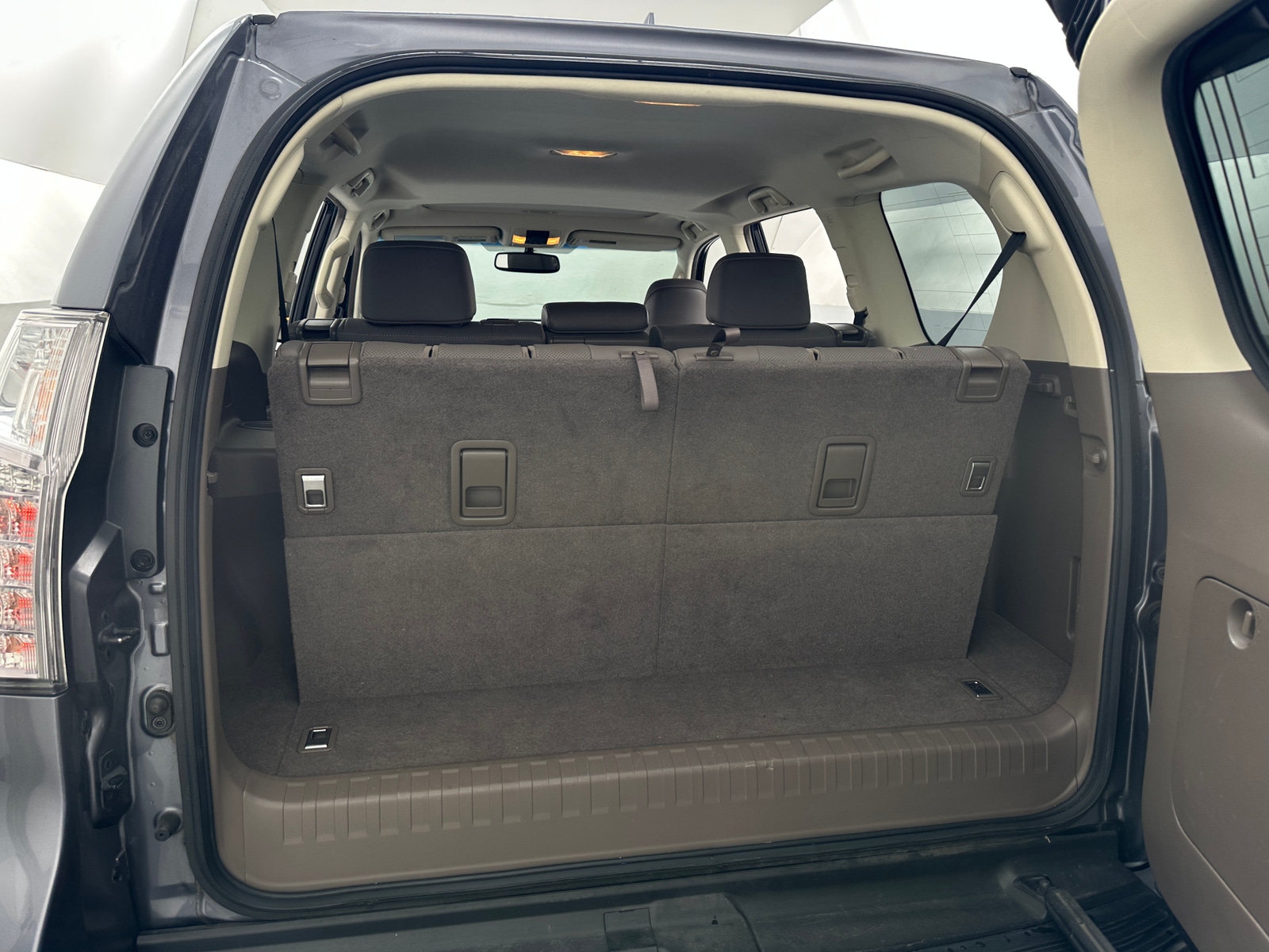 Thumbnail: 2017 Lexus GX - 6