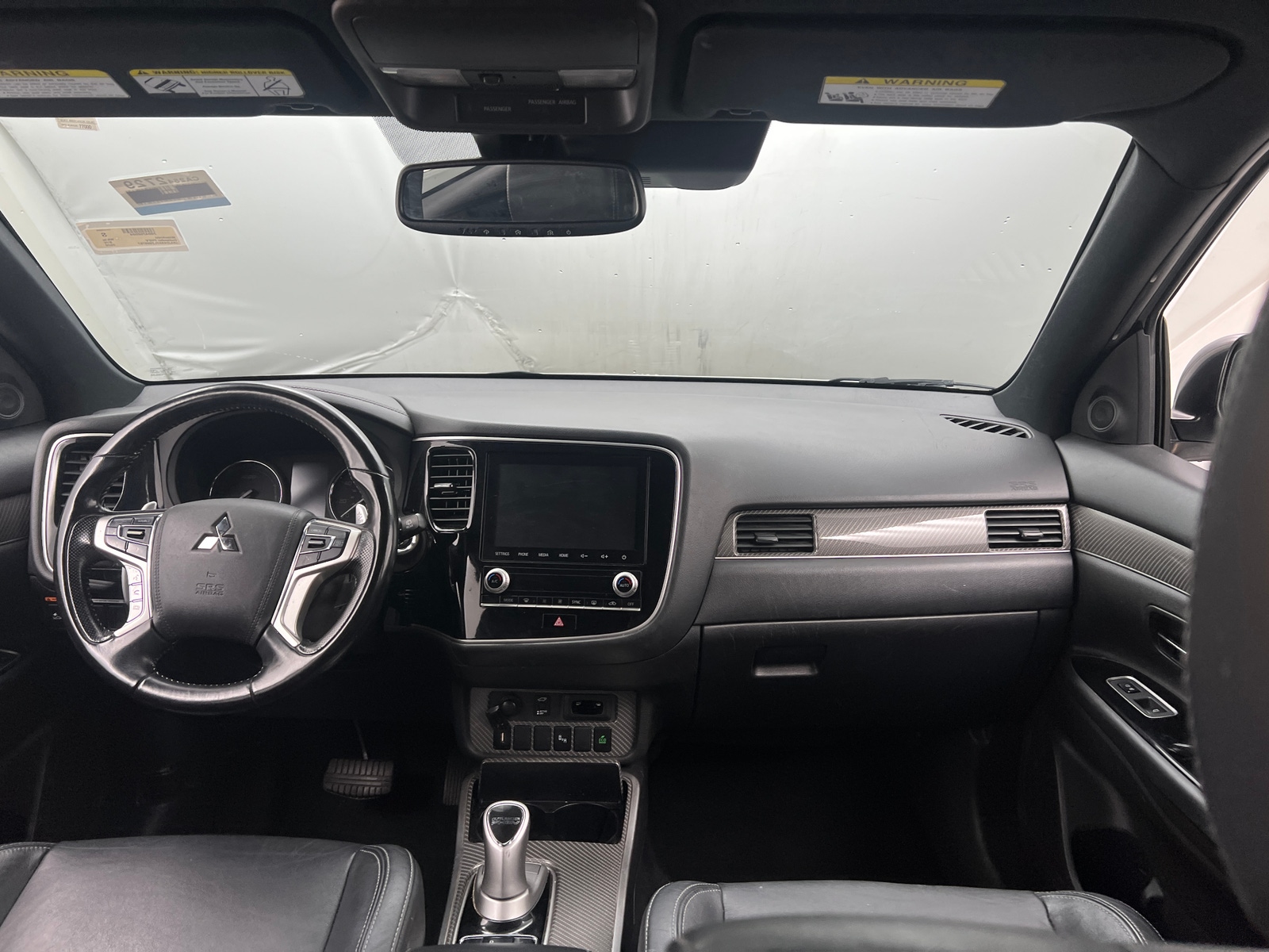 Thumbnail: 2020 Mitsubishi Outlander - 2