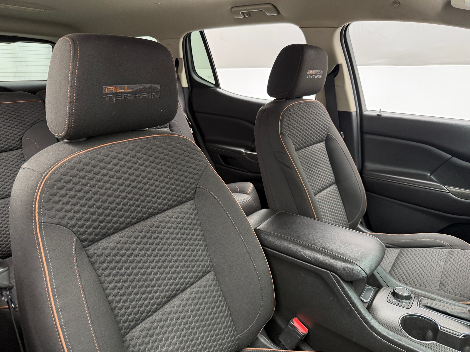 Thumbnail: 2017 GMC Acadia - 2