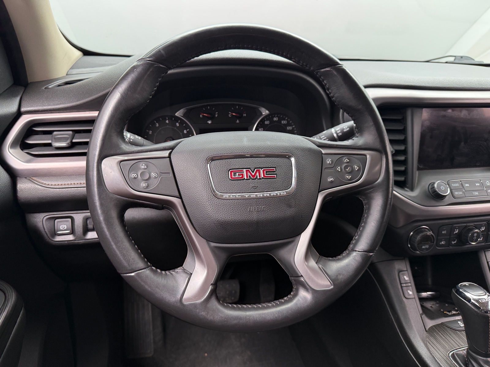 Thumbnail: 2017 GMC Acadia - 5