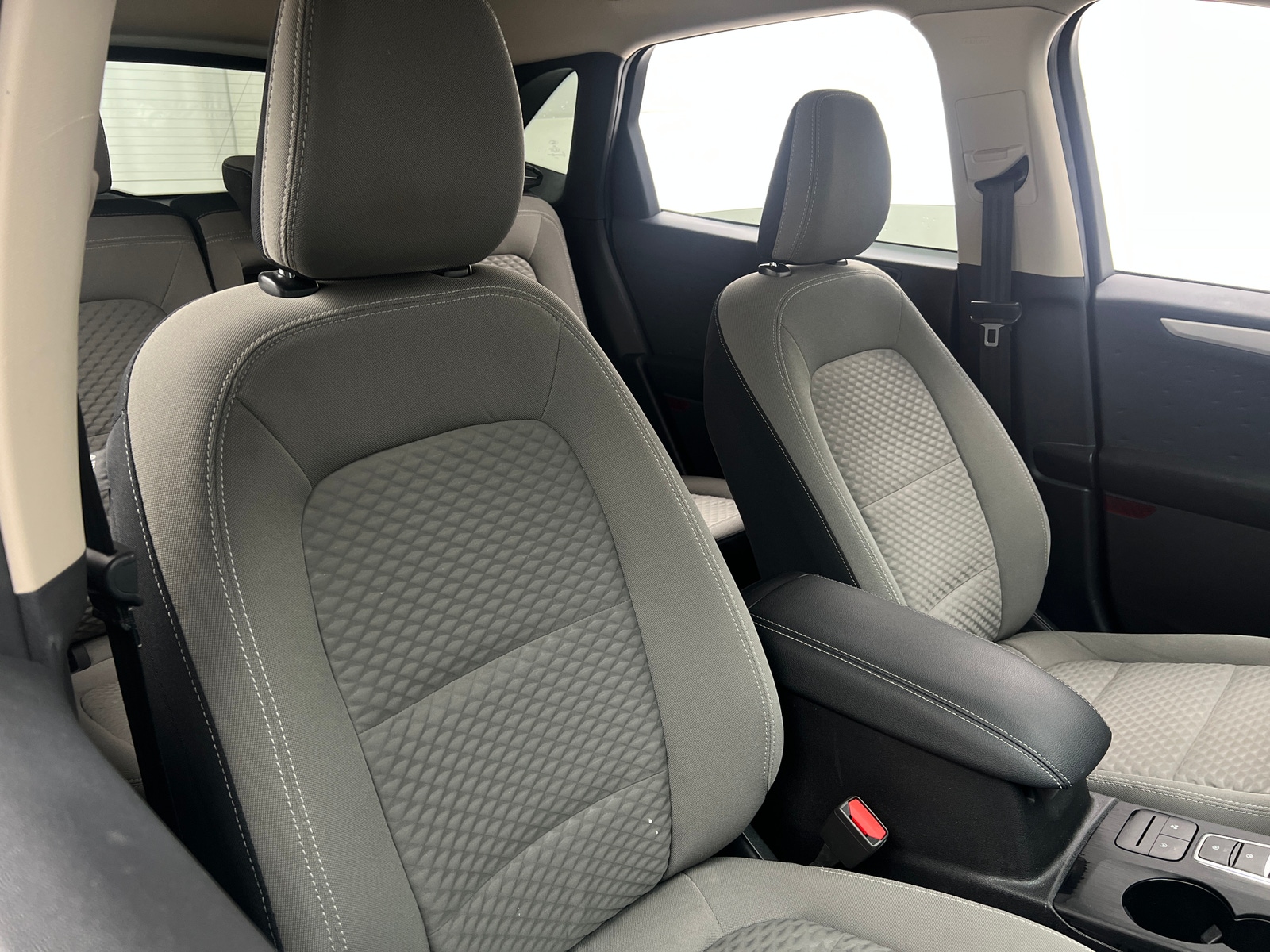 Thumbnail: 2020 Ford Escape - 2