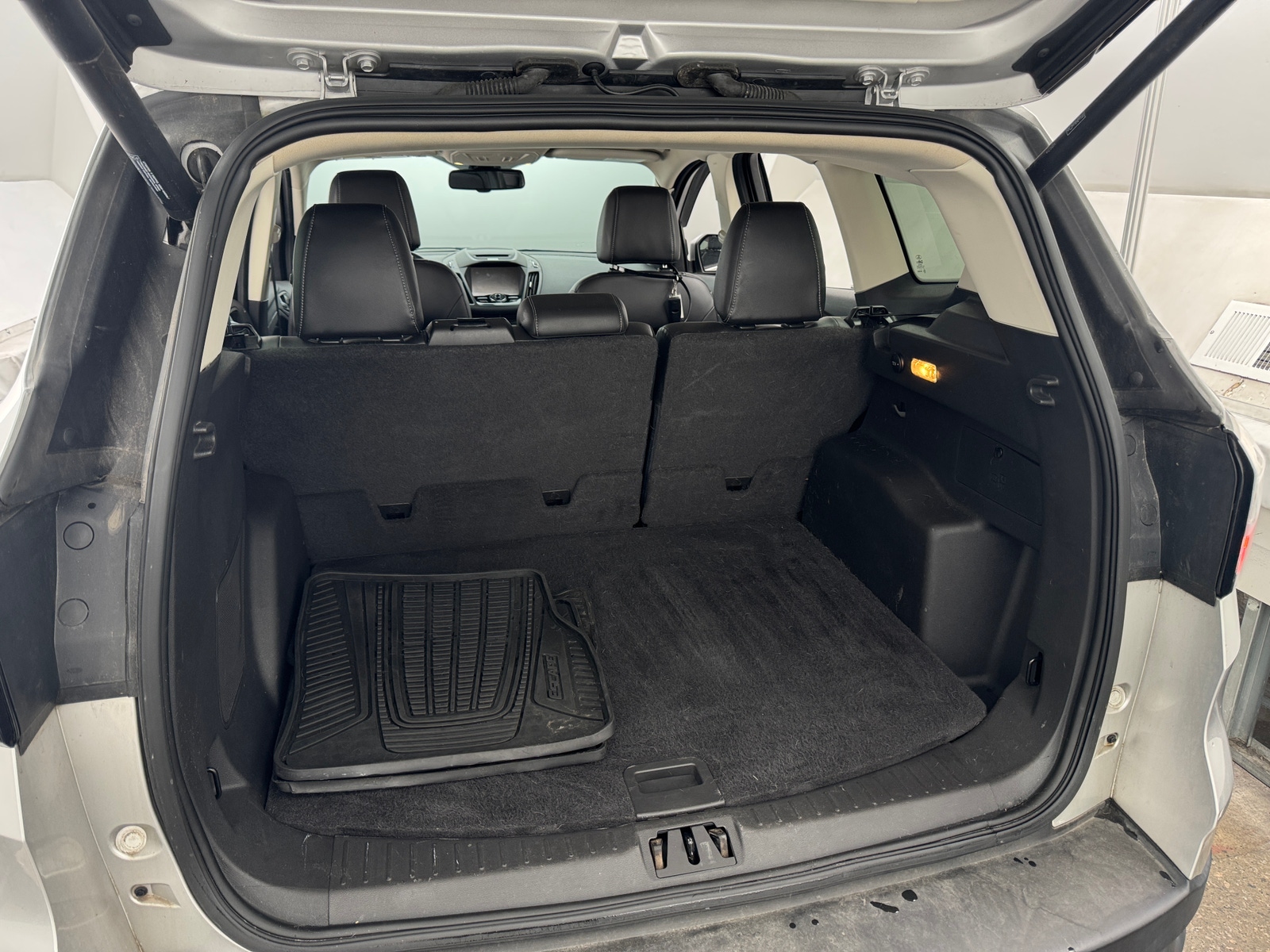 Thumbnail: 2017 Ford Escape - 6