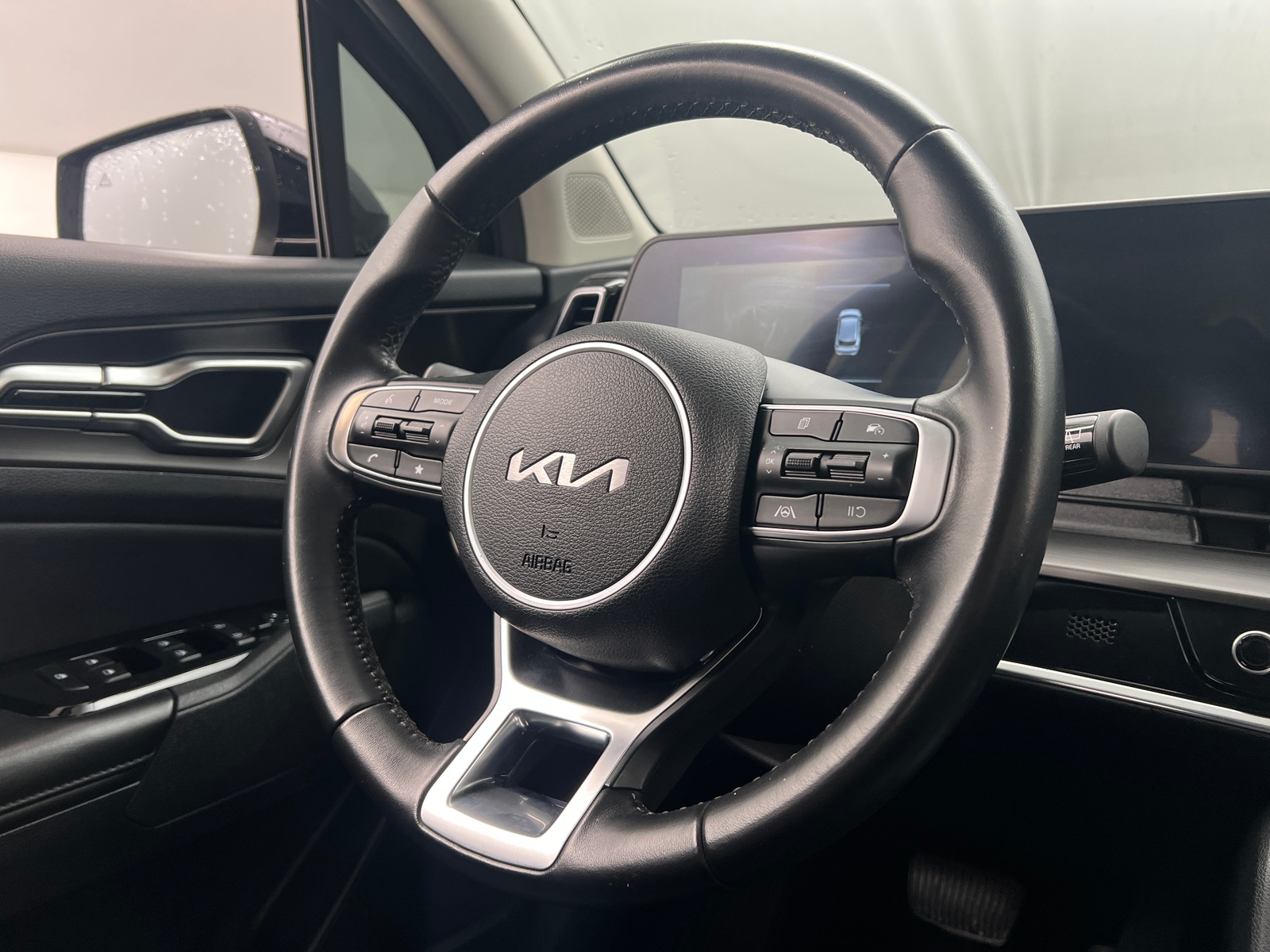 Thumbnail: 2023 Kia Sportage - 4