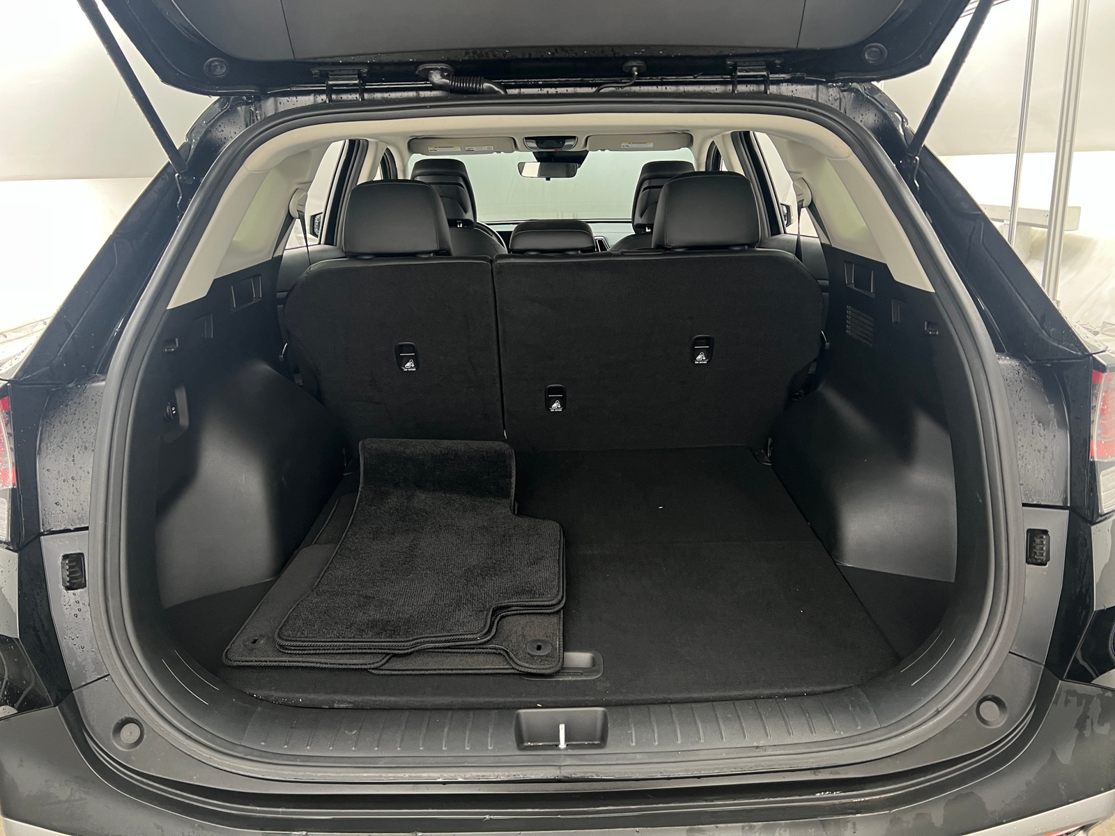 Thumbnail: 2023 Kia Sportage - 6