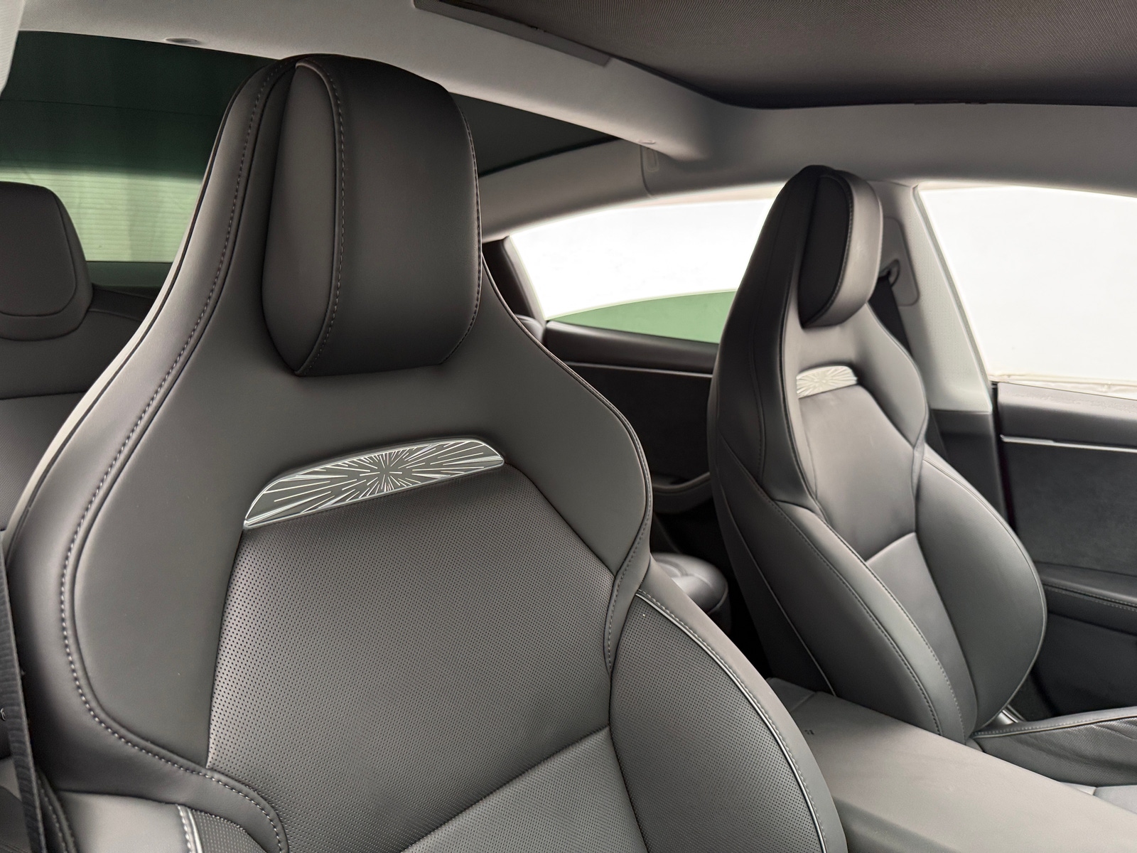 Thumbnail: 2025 Tesla Model 3 - 2