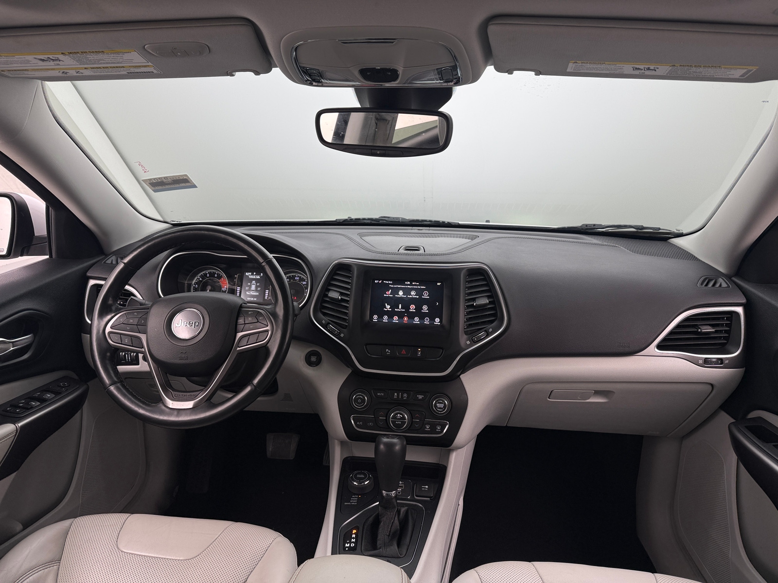 Thumbnail: 2020 Jeep Cherokee - 2