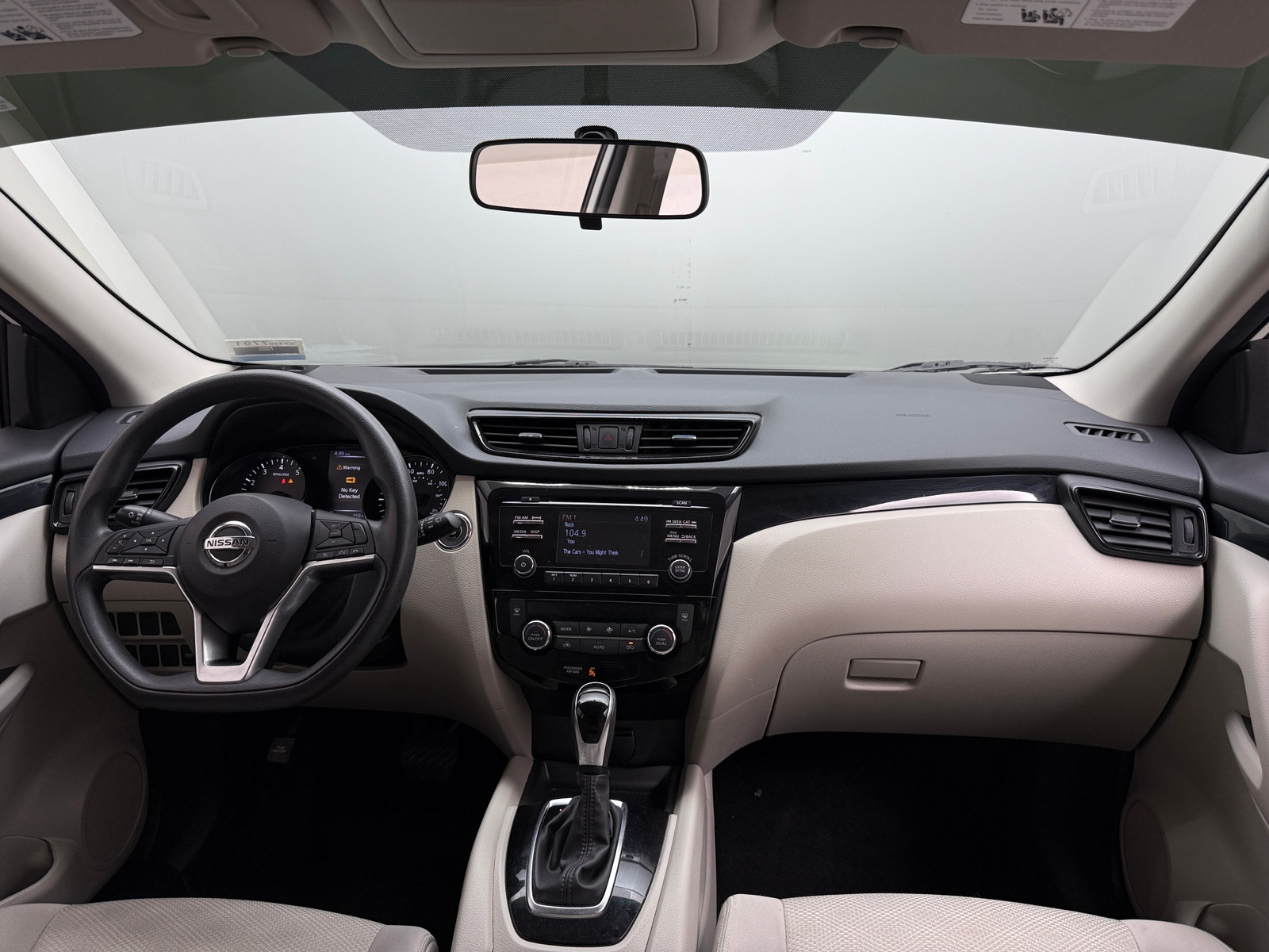 Thumbnail: 2018 Nissan Rogue Sport - 3