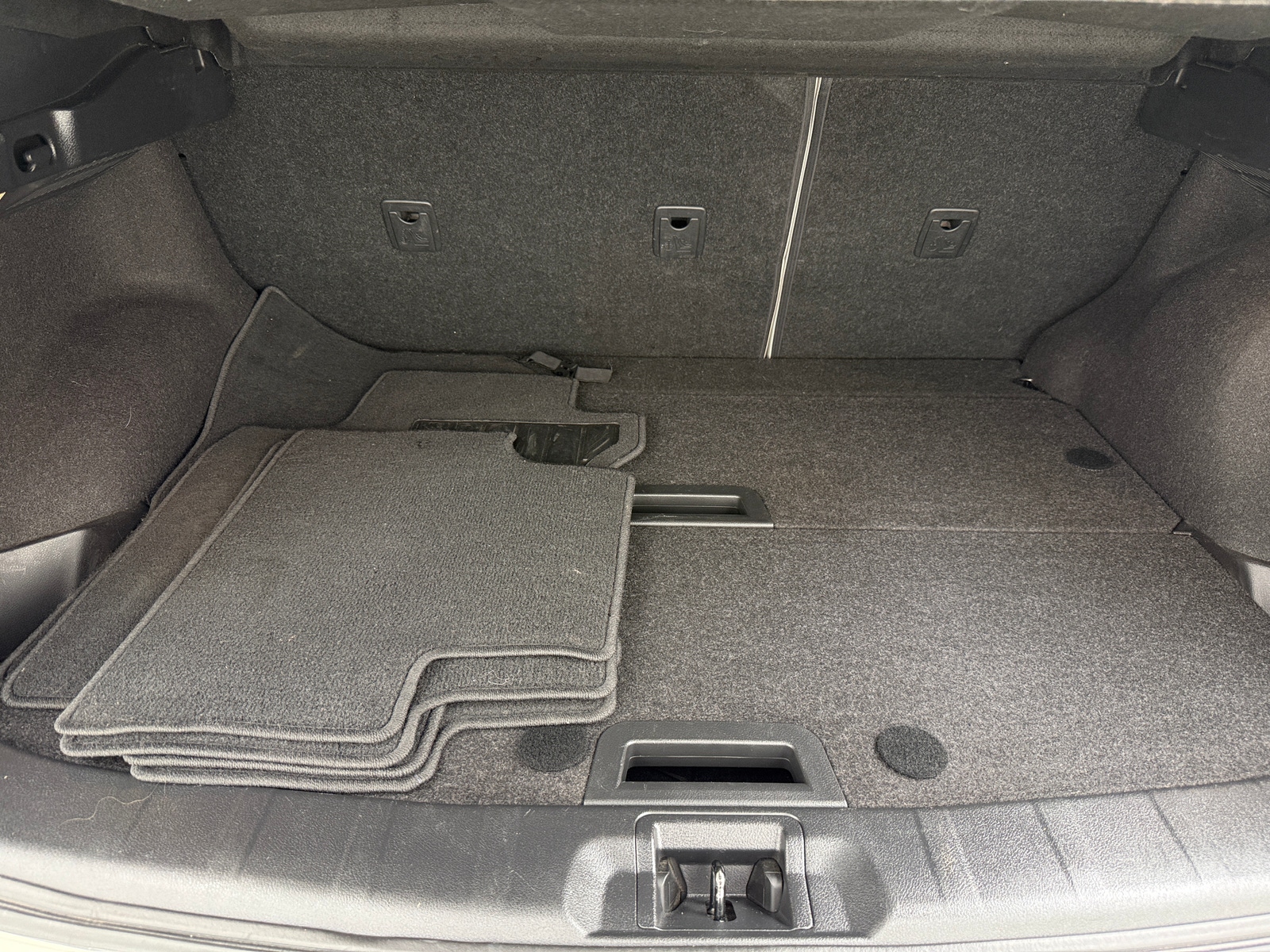 Thumbnail: 2018 Nissan Rogue Sport - 7