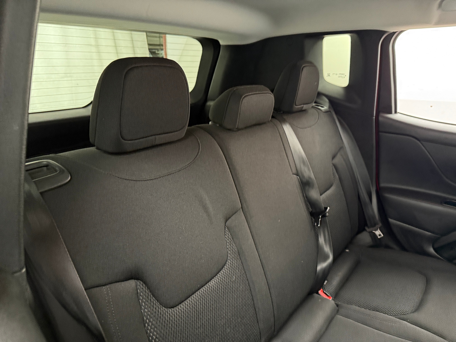 Thumbnail: 2018 Jeep Renegade - 6