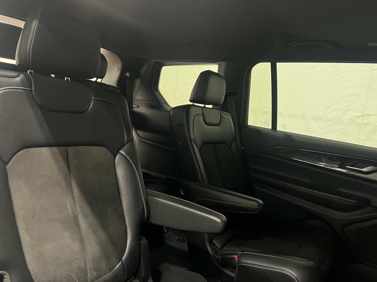 Thumbnail: 2023 Jeep Grand Cherokee L - 5