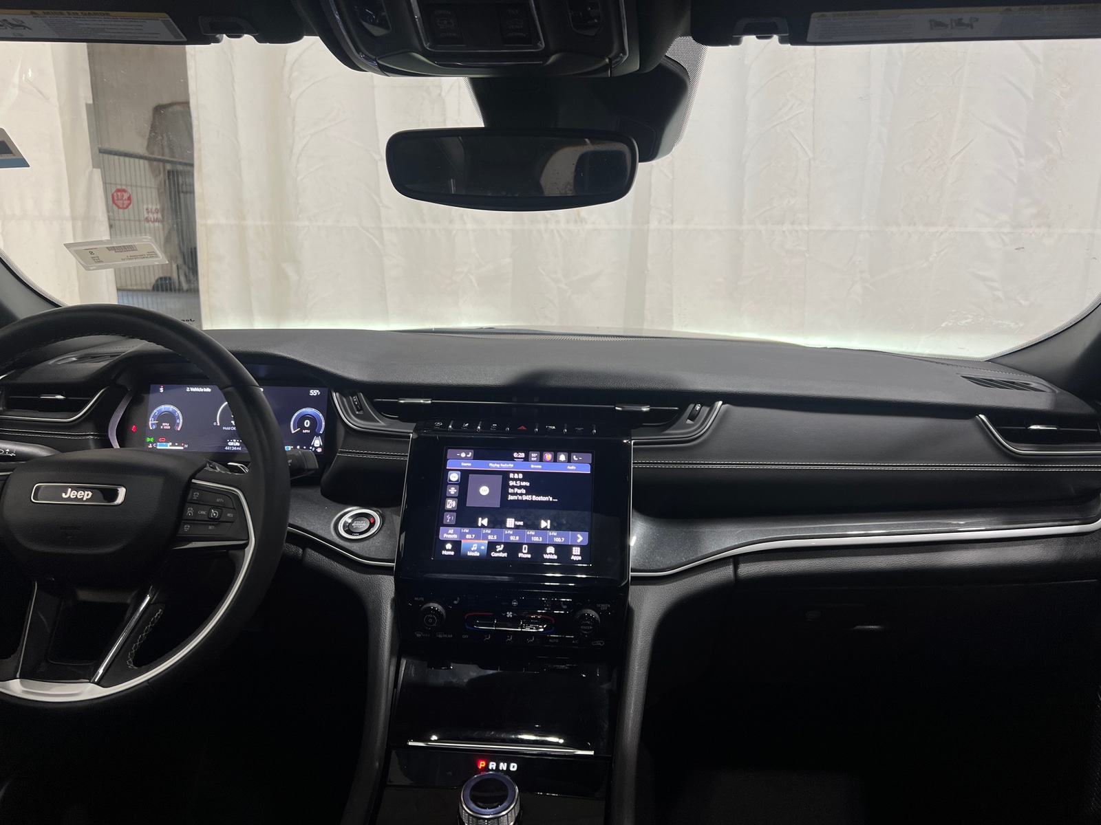 Thumbnail: 2023 Jeep Grand Cherokee L - 2