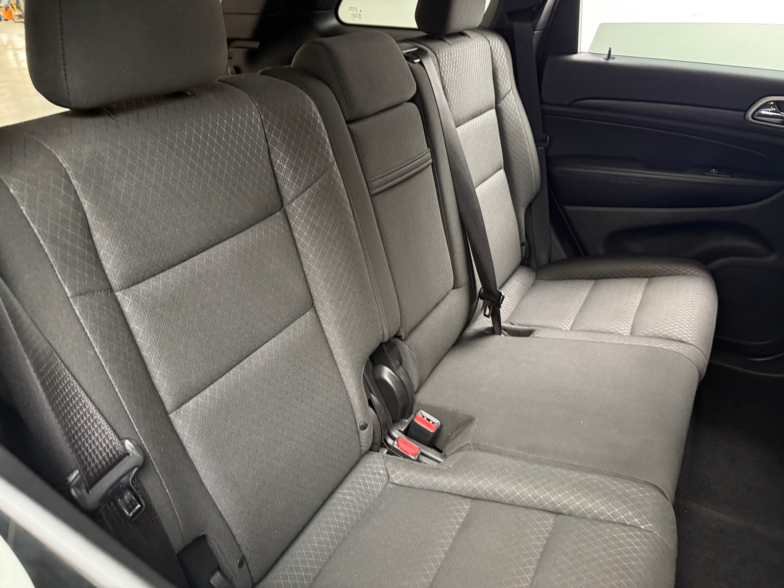 Thumbnail: 2020 Jeep Grand Cherokee - 6