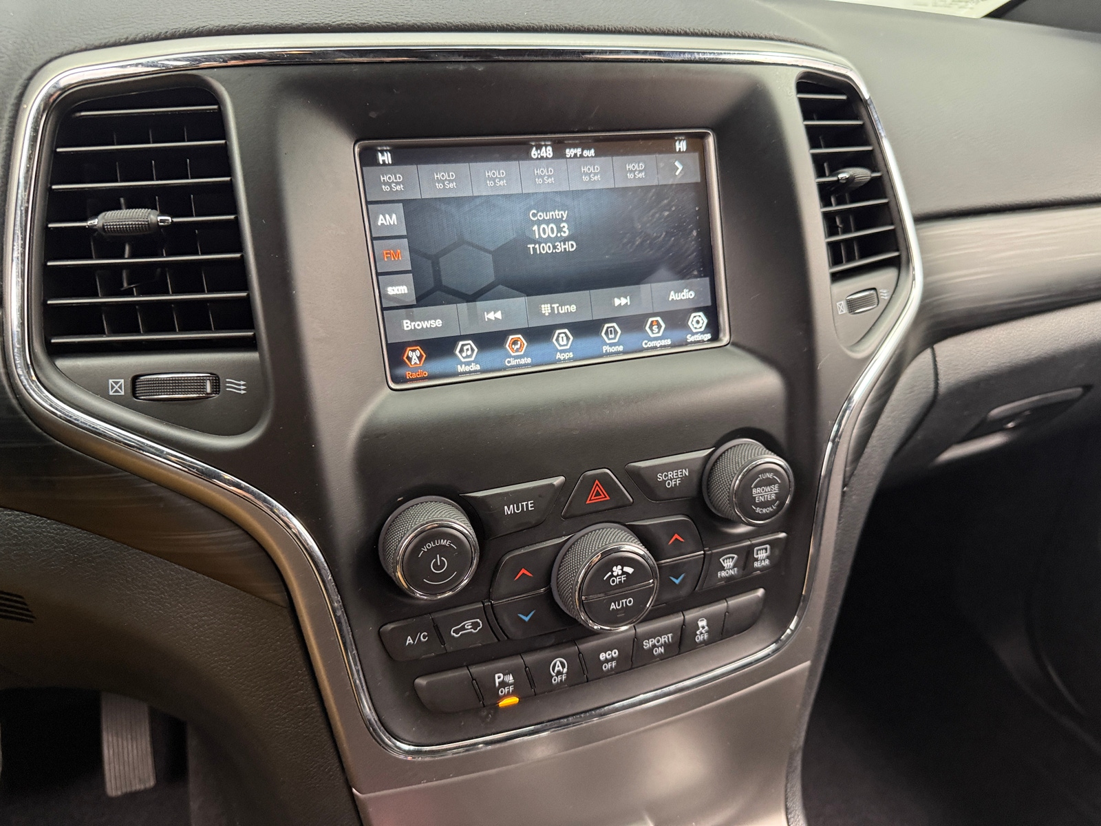 Thumbnail: 2020 Jeep Grand Cherokee - 4