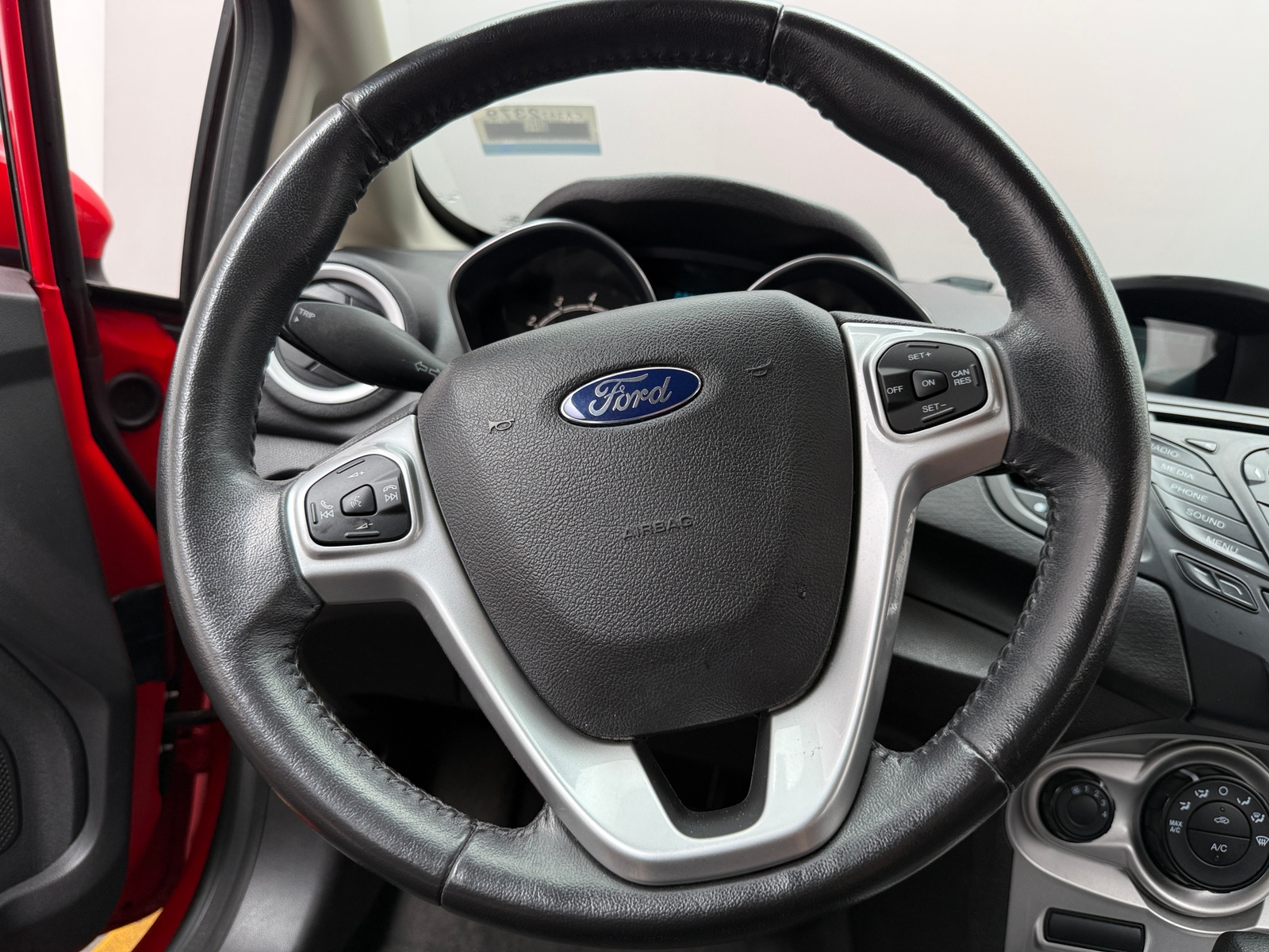 Thumbnail: 2015 Ford Fiesta - 5