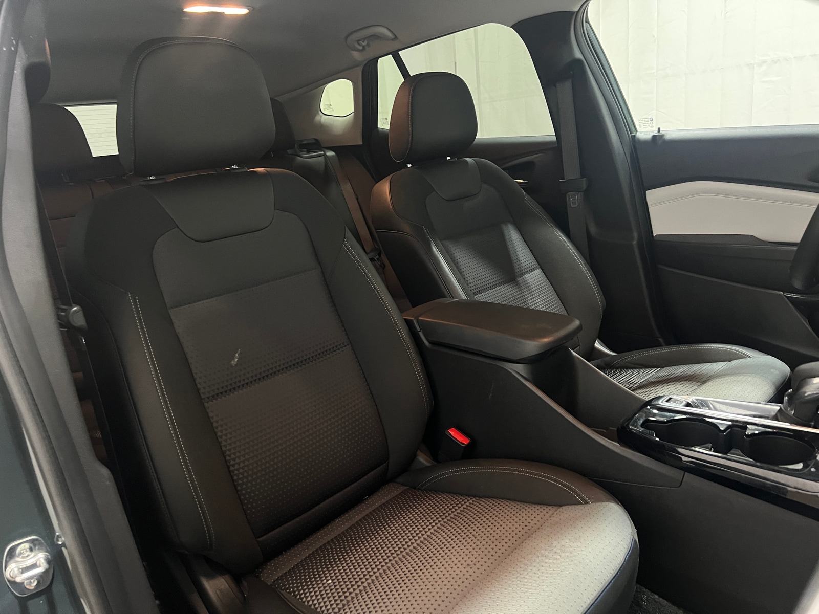 Thumbnail: 2025 Chevrolet Trax - 2