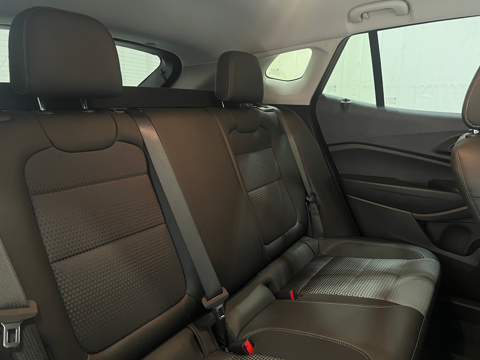 Thumbnail: 2025 Chevrolet Trax - 6