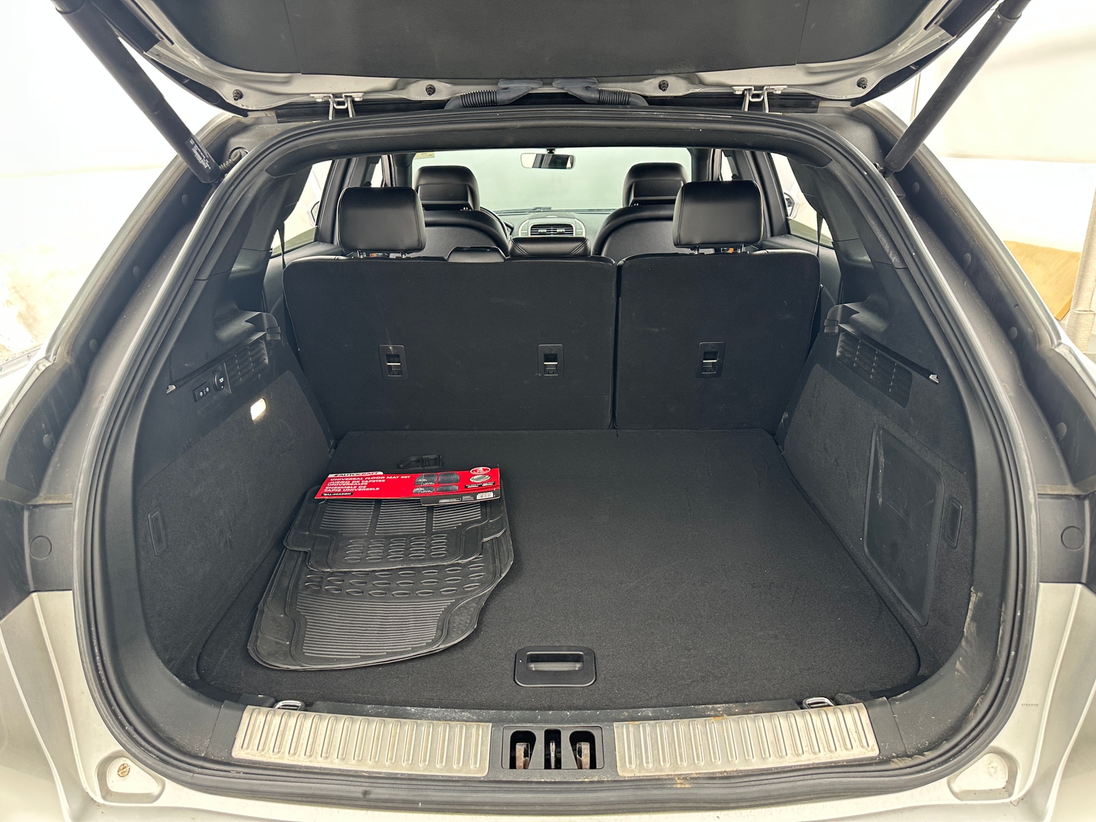 Thumbnail: 2019 Lincoln Nautilus - 6
