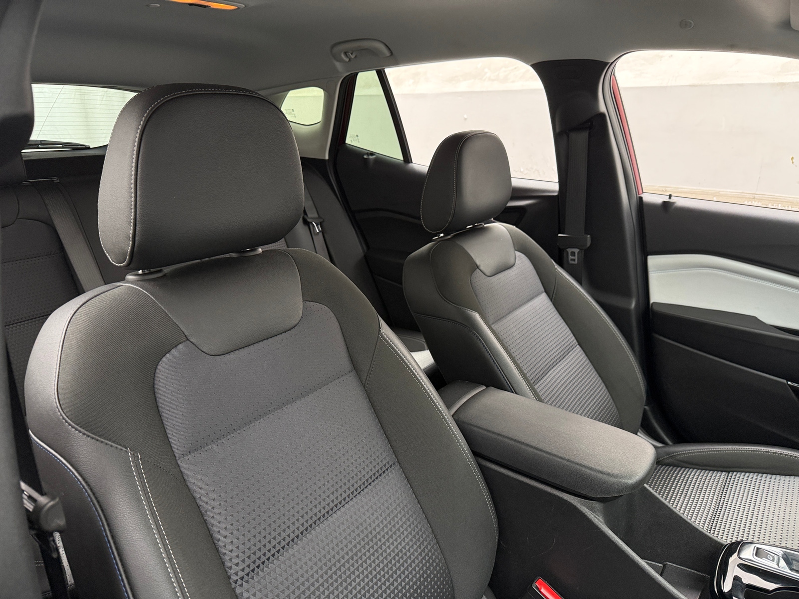 Thumbnail: 2025 Chevrolet Trax - 2