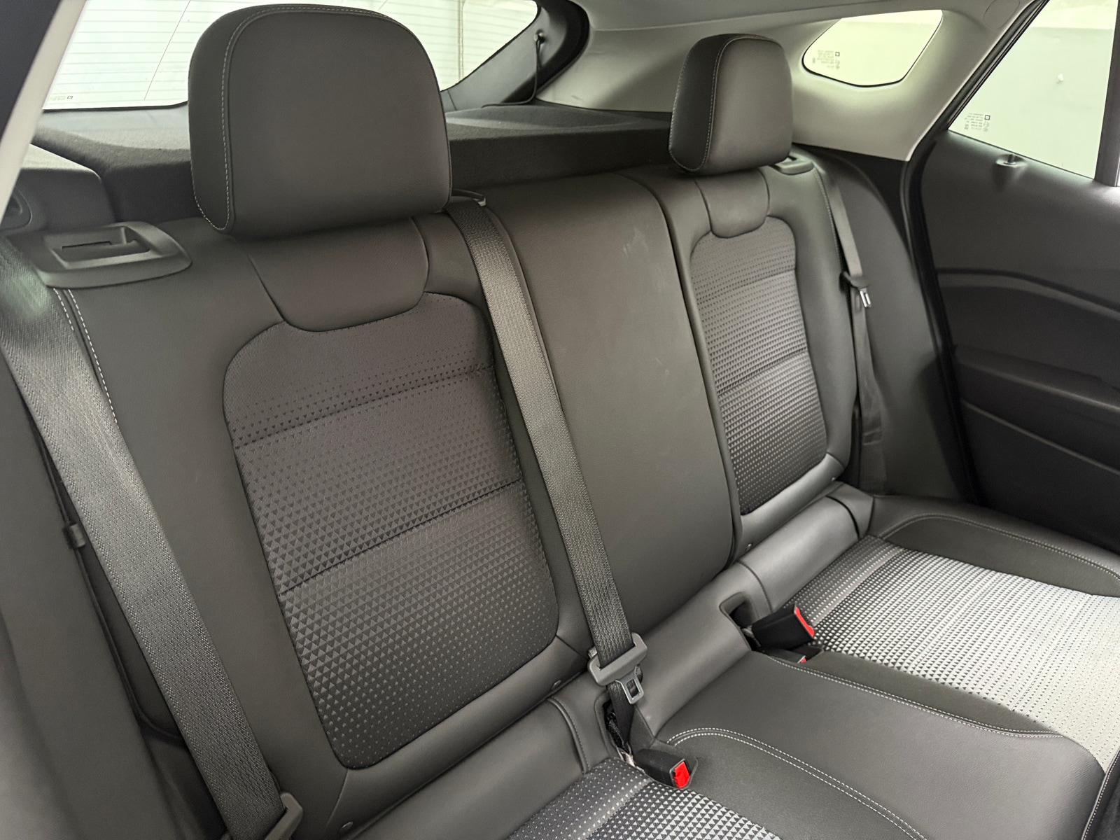 Thumbnail: 2025 Chevrolet Trax - 6