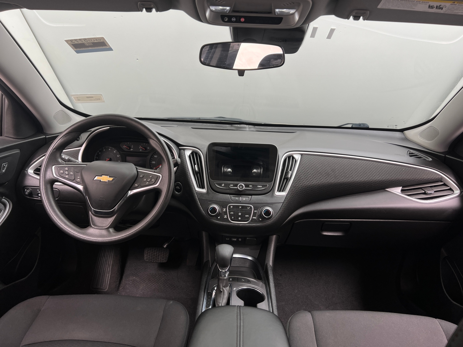 Thumbnail: 2024 Chevrolet Malibu - 3