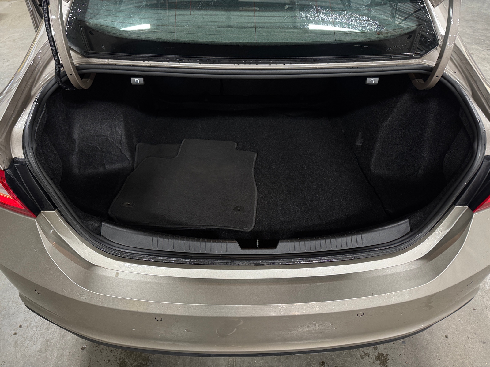 Thumbnail: 2024 Chevrolet Malibu - 7