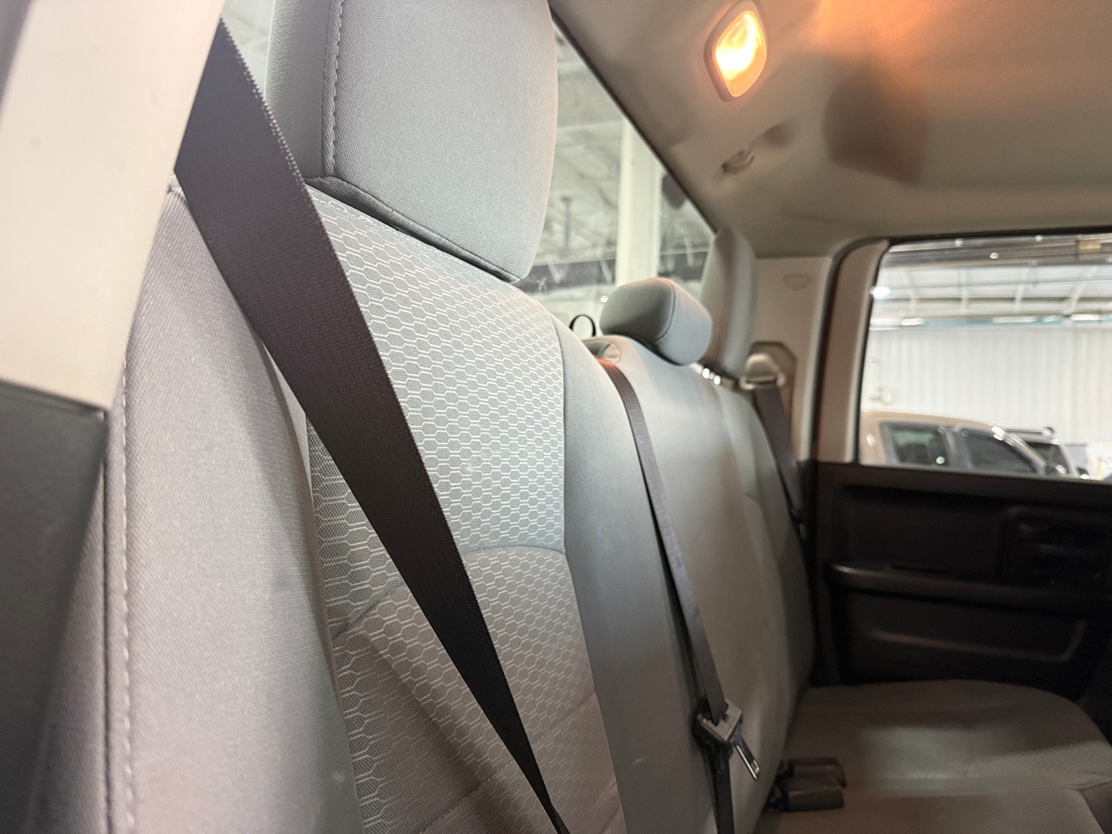 Thumbnail: 2019 RAM 1500 Classic - 6