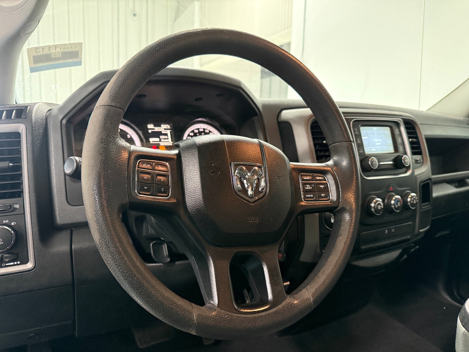 Thumbnail: 2019 RAM 1500 Classic - 5