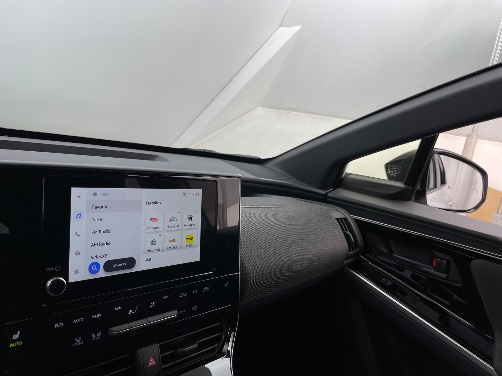 Thumbnail: 2024 Subaru Solterra - 4