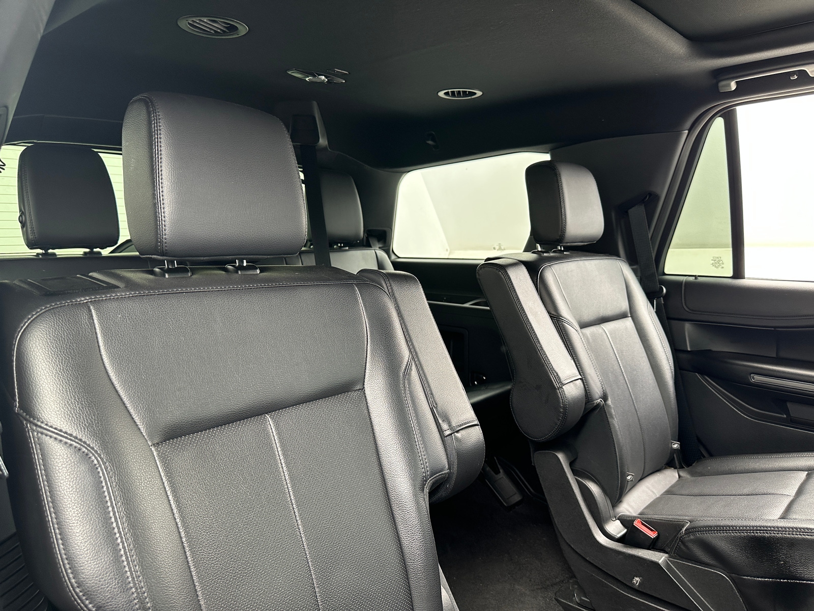 Thumbnail: 2021 Ford Expedition - 6