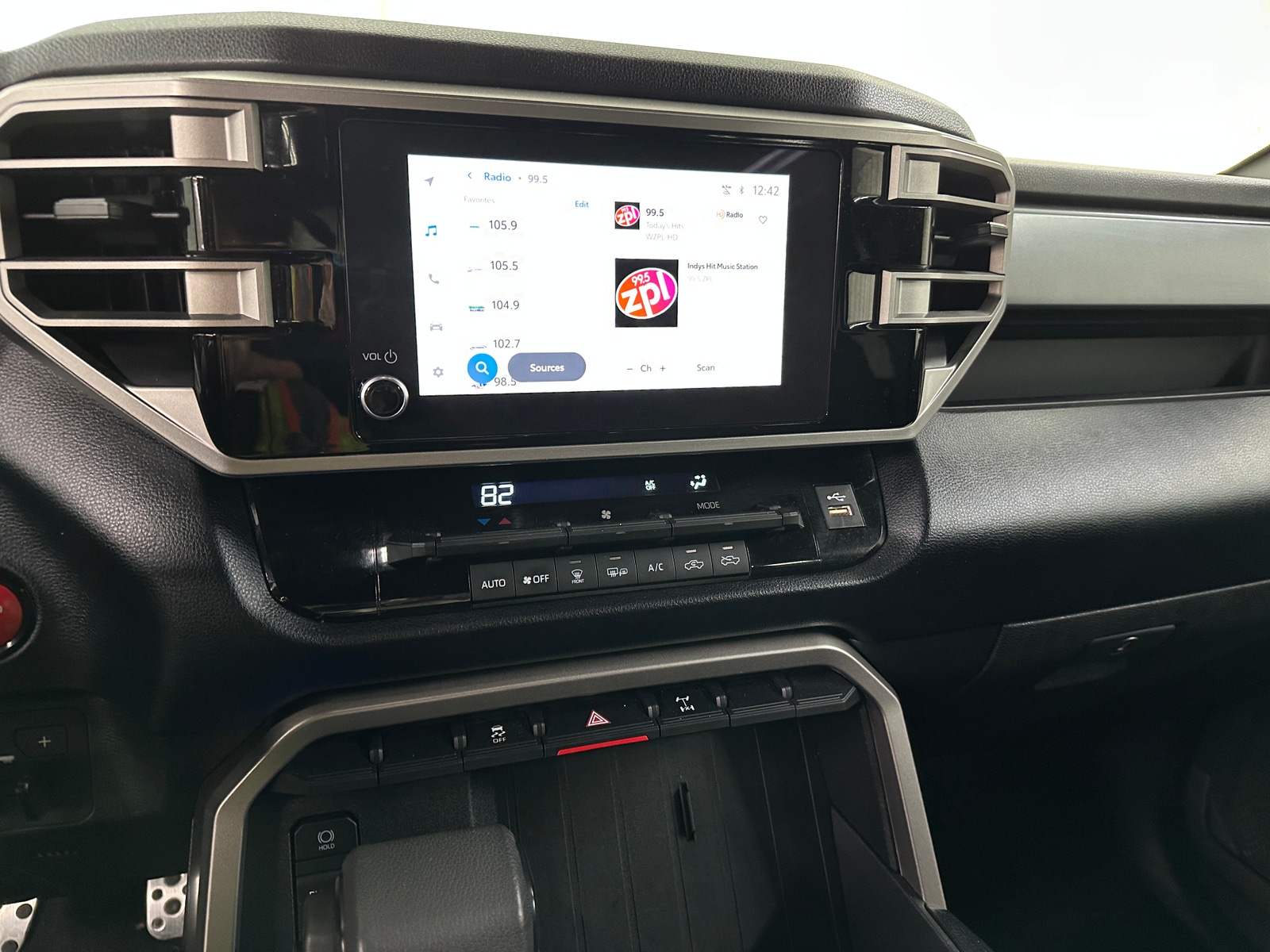 Thumbnail: 2025 Toyota Tundra - 4