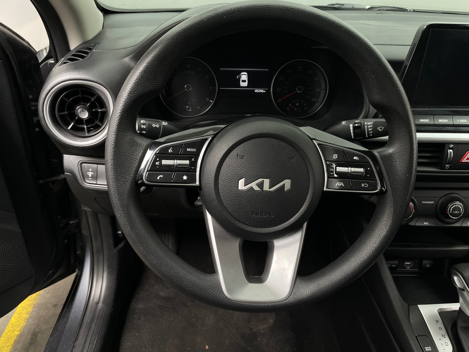 Thumbnail: 2024 Kia Forte - 5