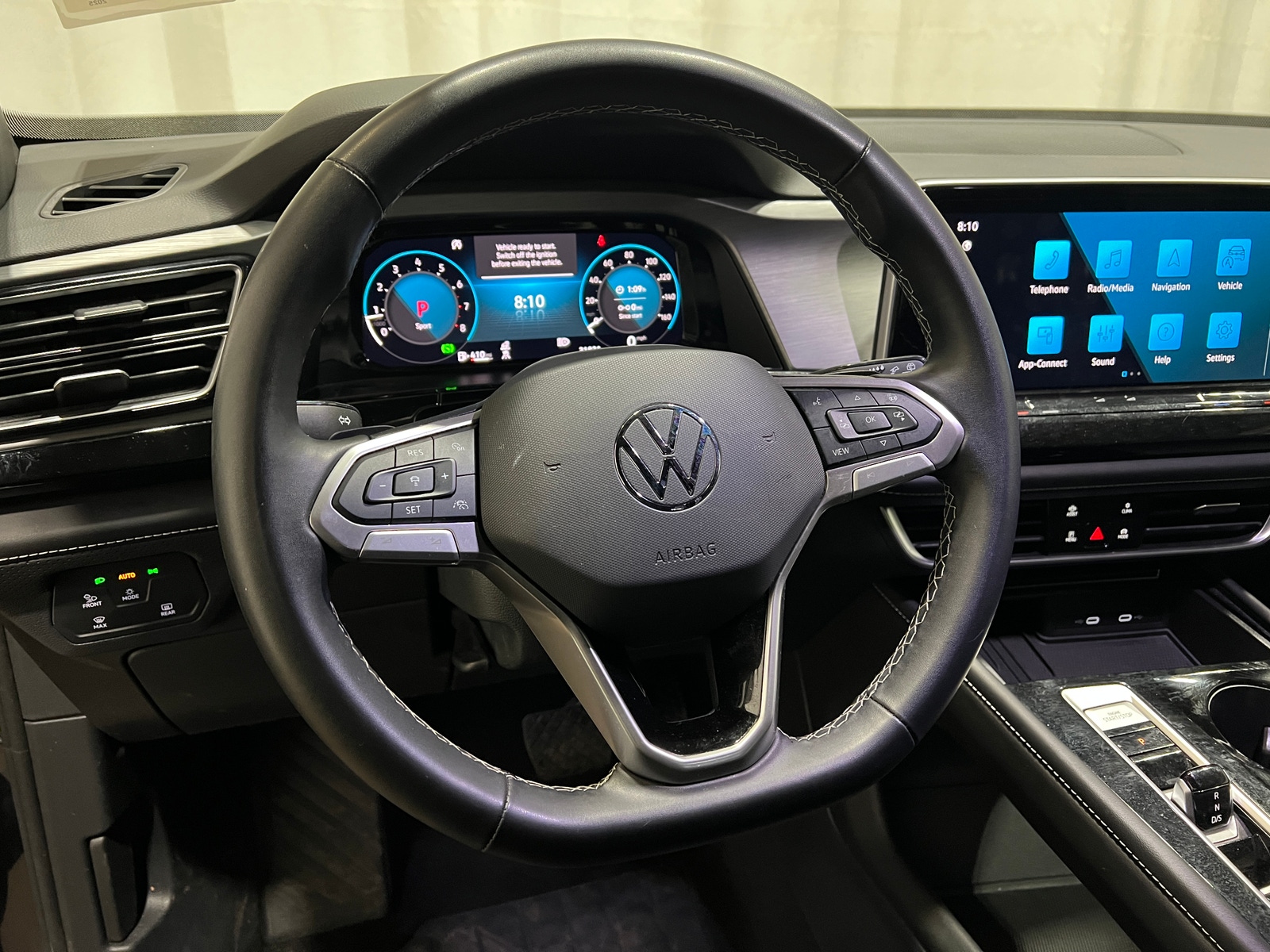 Thumbnail: 2025 Volkswagen Atlas - 4