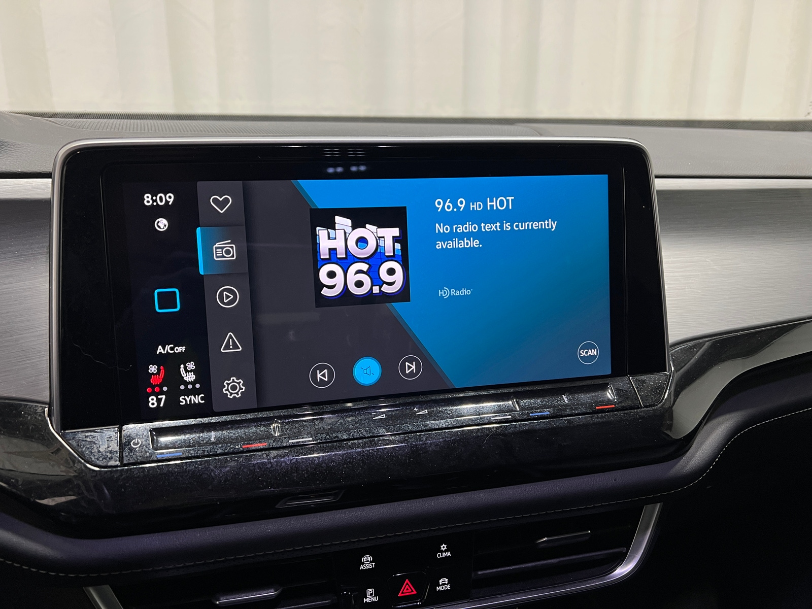 Thumbnail: 2025 Volkswagen Atlas - 3