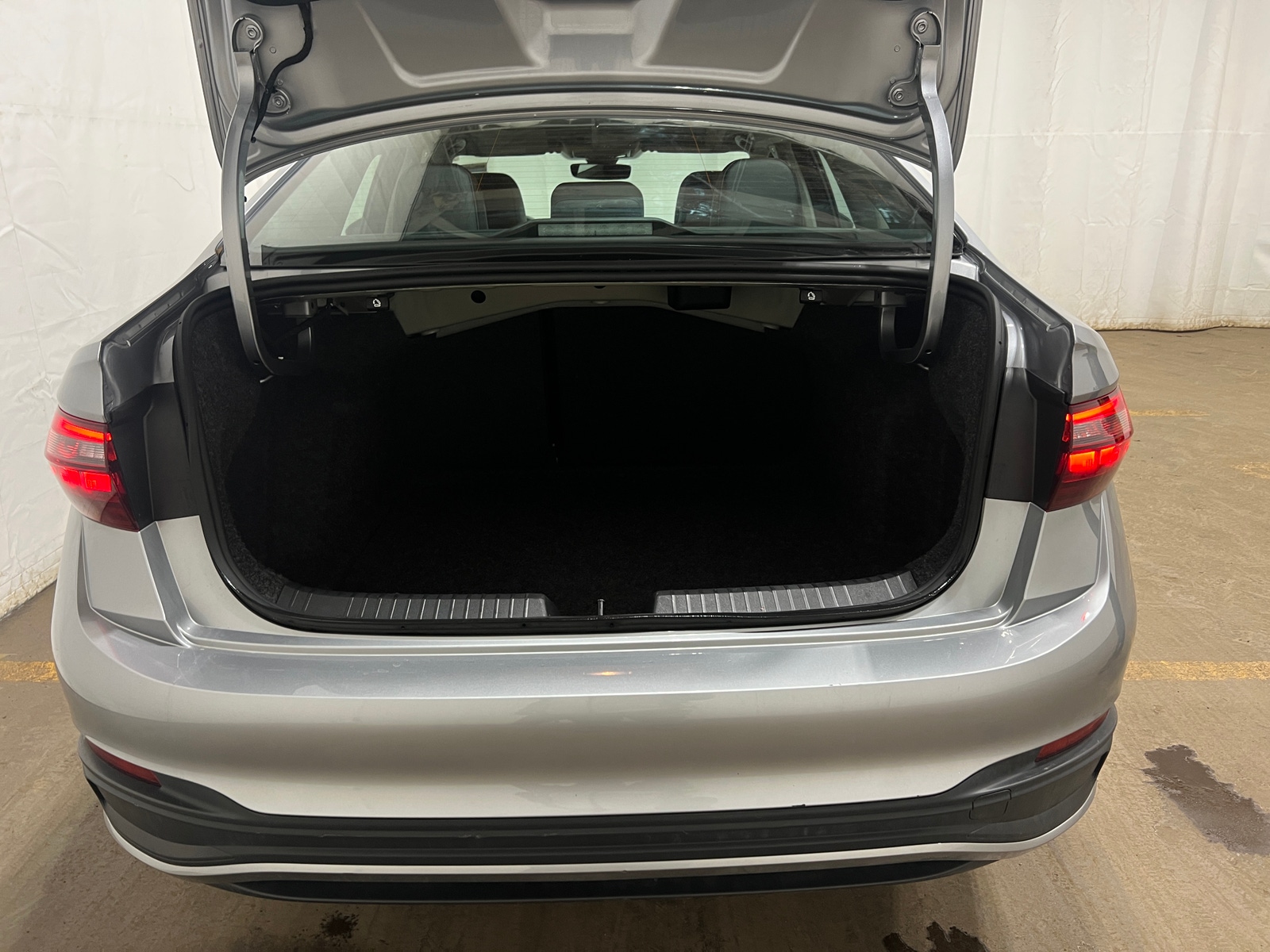 Thumbnail: 2025 Volkswagen Jetta - 6