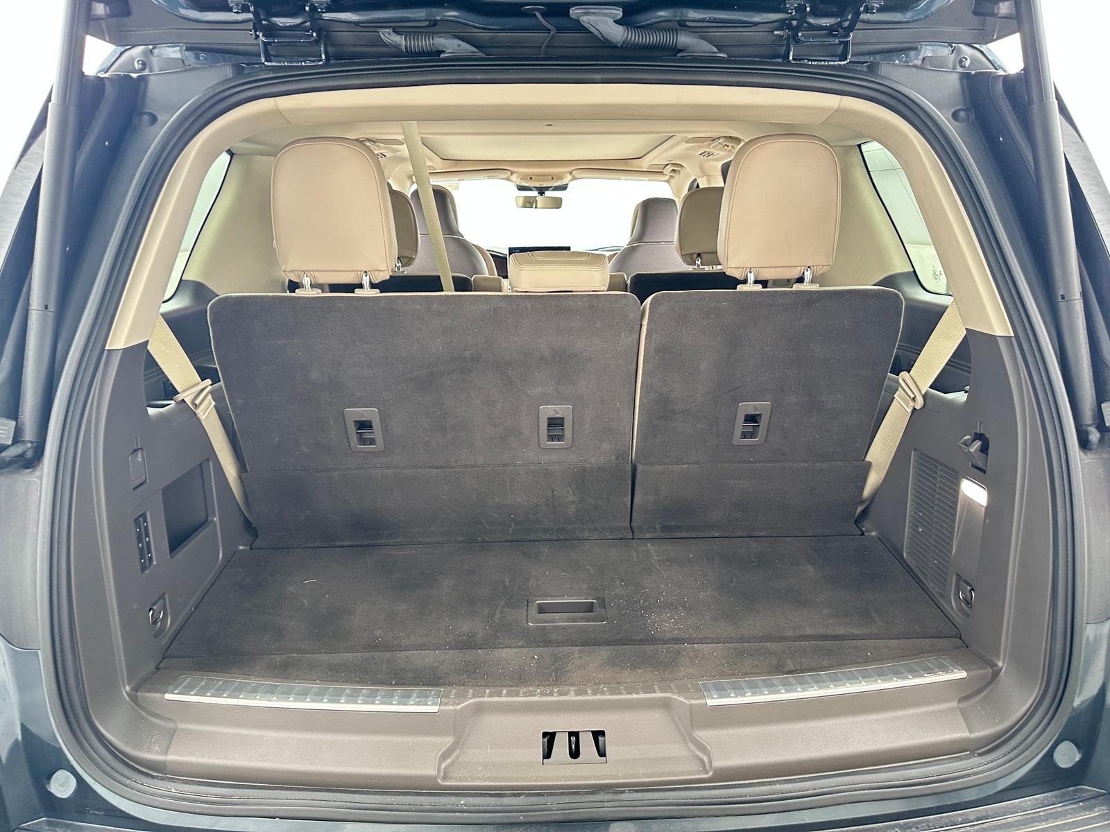 Thumbnail: 2022 Lincoln Navigator - 6