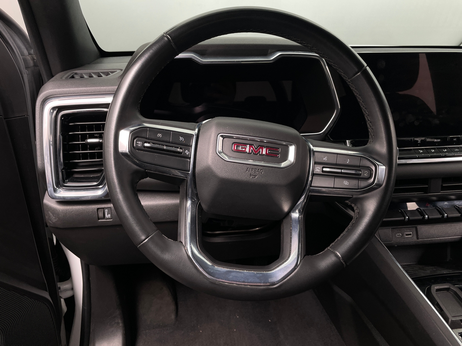 Thumbnail: 2024 GMC Canyon - 5